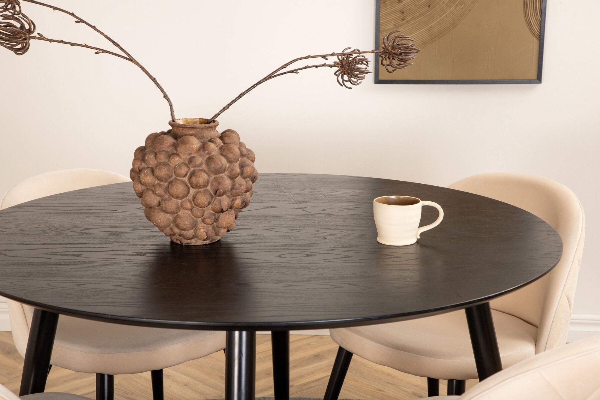Venture Home Dipp spisebord - 115cm - Black Veneer / All black legs +Velvet Stitches stol - Black / Beige Velvet_4