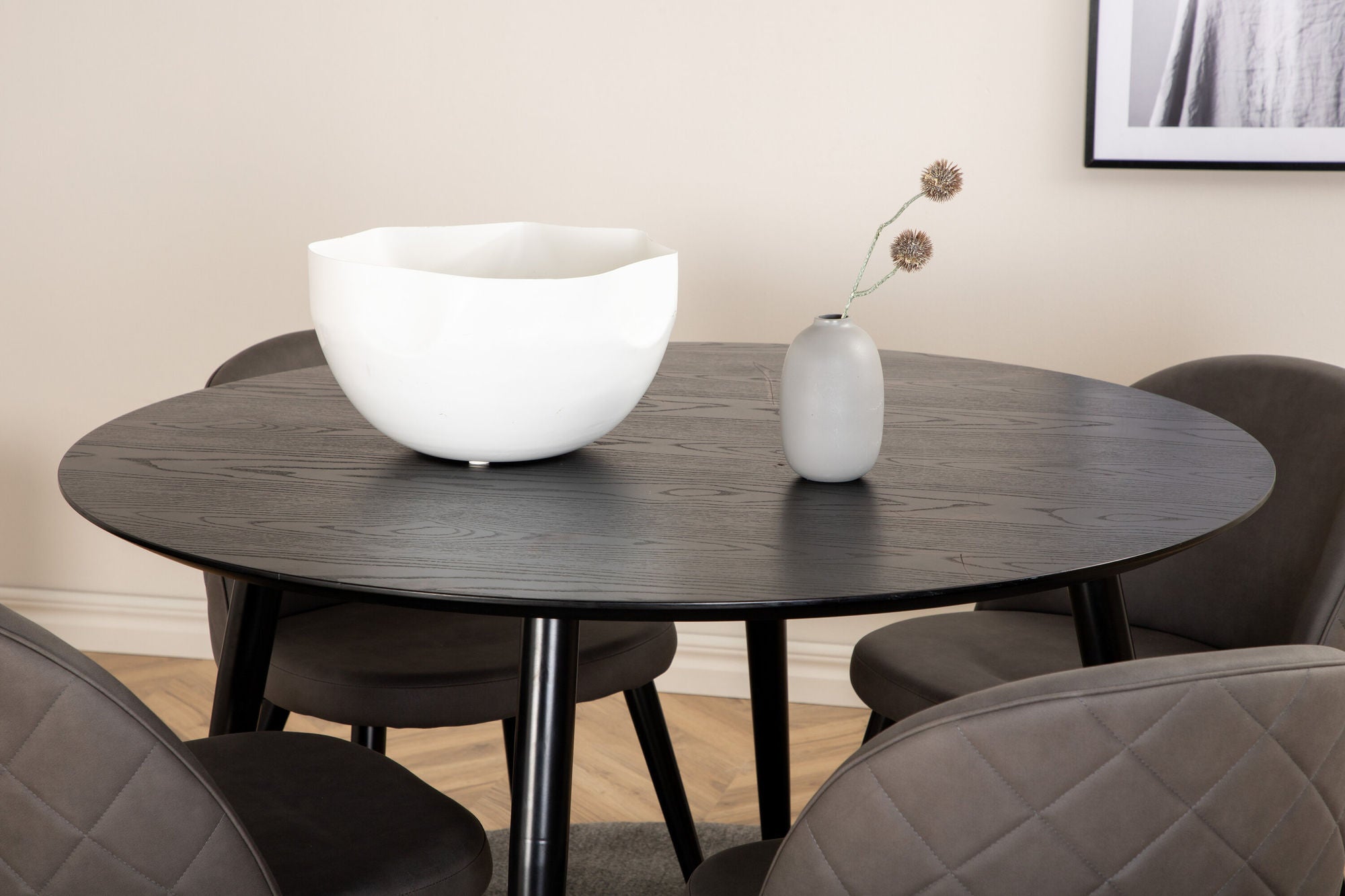 Venture Home Dipp spisebord - 115cm - Black Veneer / All black legs +Velvet Stitches stol - Black / Grey Micro Fibre_4