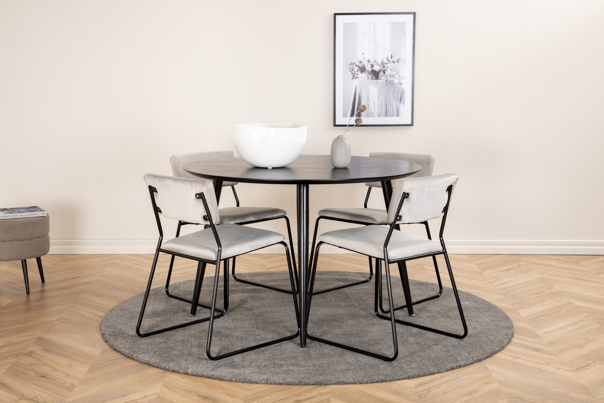 Venture Home Dipp spisebord - 115cm - Black Veneer / All black legs +Kenth stol - Black / Light Grey Velvet_4