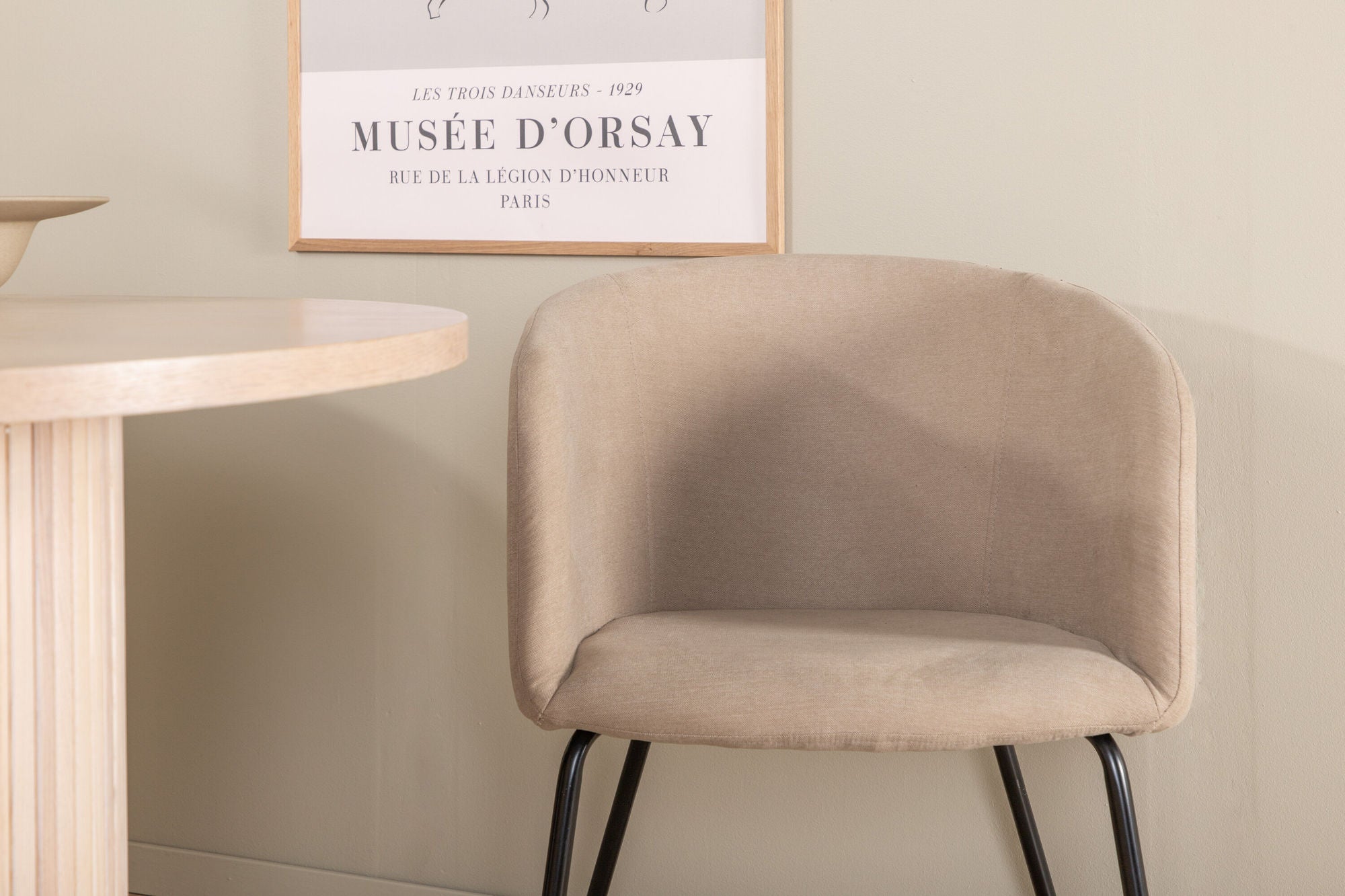 Venture Home Bianca Oval spisebord , White Wash Black Veneer+Berit stol , Black Beige Fabric (Polyester linen )_4