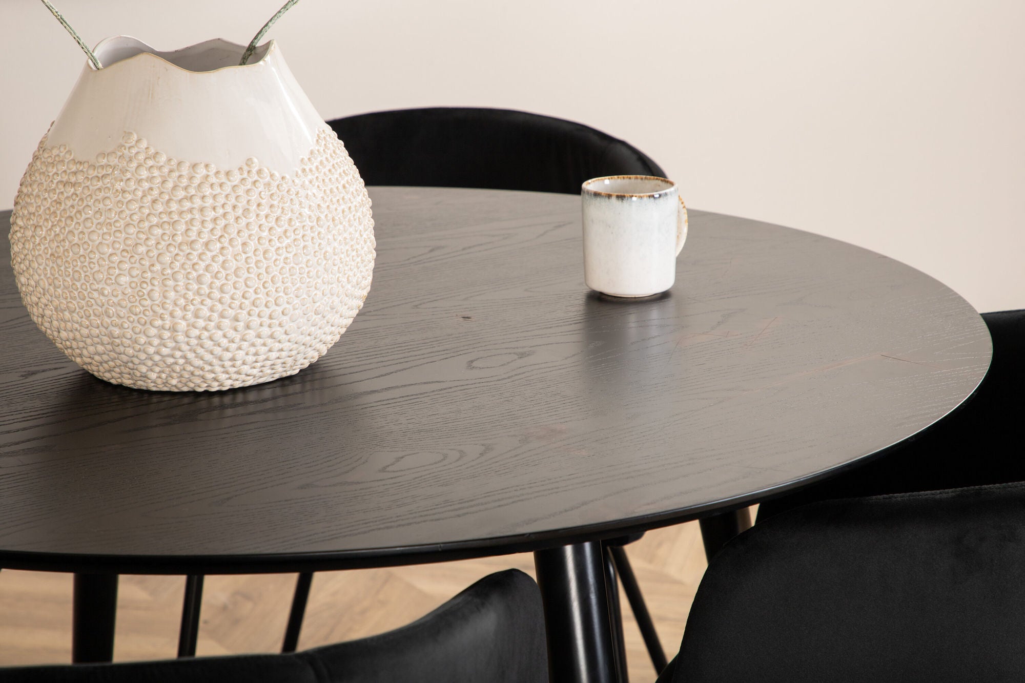 Venture Home Dipp spisebord - 115cm - Black Veneer / All black legs +Berit stol - Black / Black Velvet_4