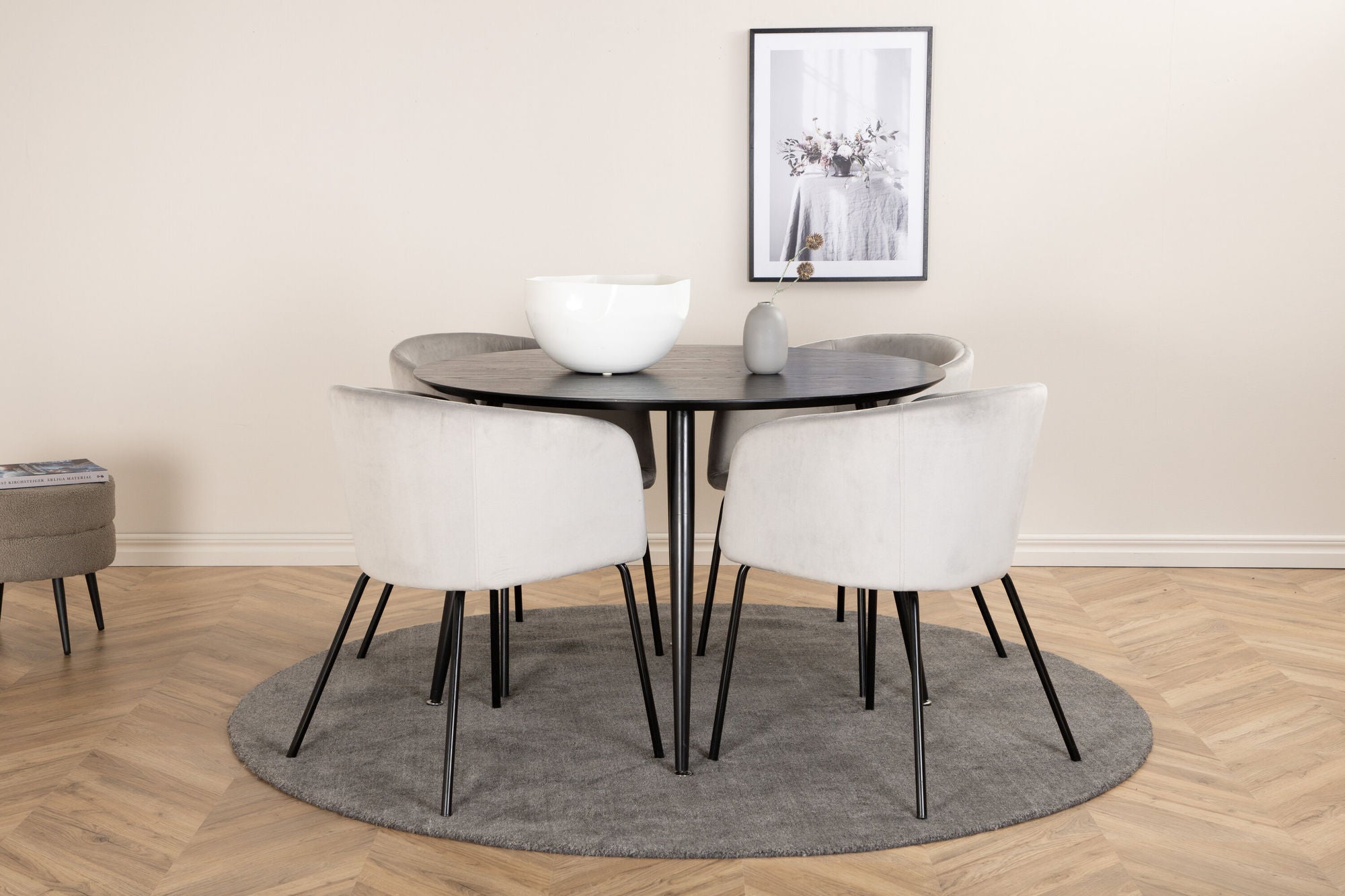 Venture Home Dipp spisebord - 115cm - Black Veneer / All black legs +Berit stol - Black / Light Grey Velvet_4