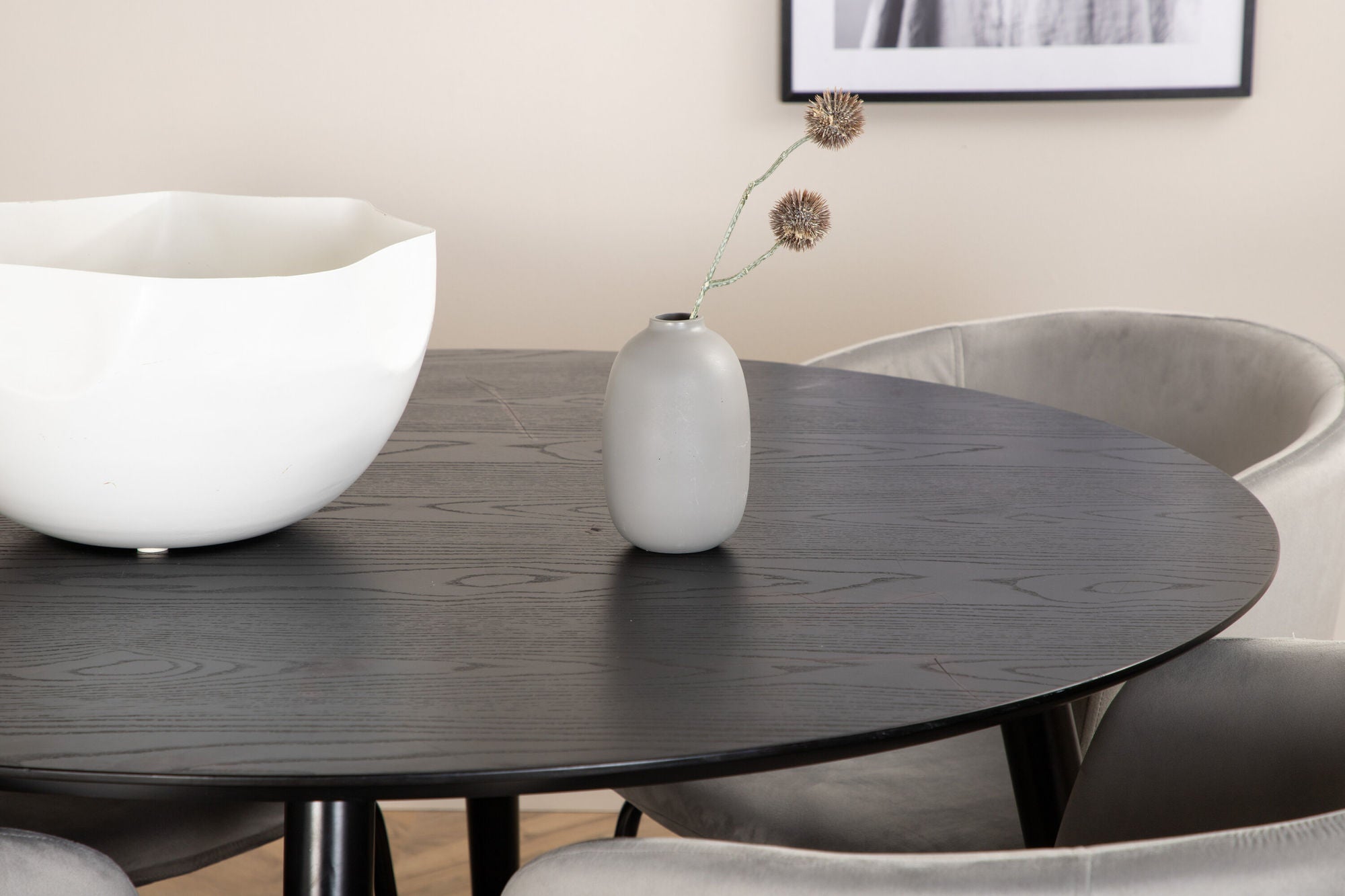 Venture Home Dipp spisebord - 115cm - Black Veneer / All black legs +Berit stol - Black / Light Grey Velvet_4