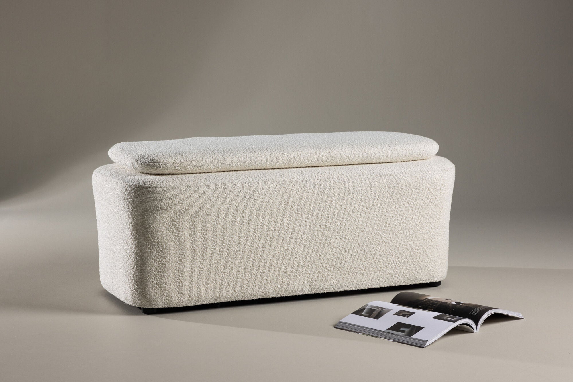 Venture Home Laurel  Ottoman - White boucle  /