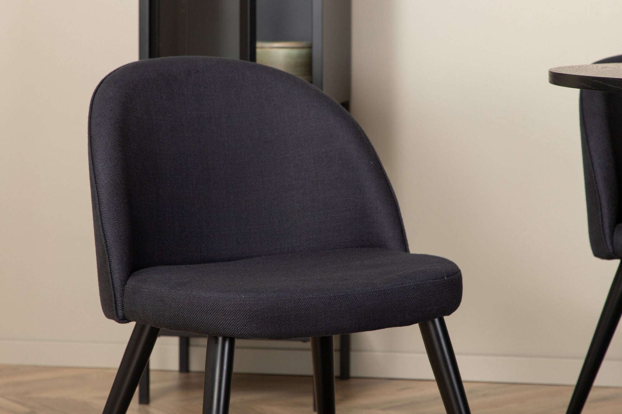 Venture Home Bianca rund spisebord , Black Black Veneer+Velvet Dining Chiar , Black legs, Black Fabric_4