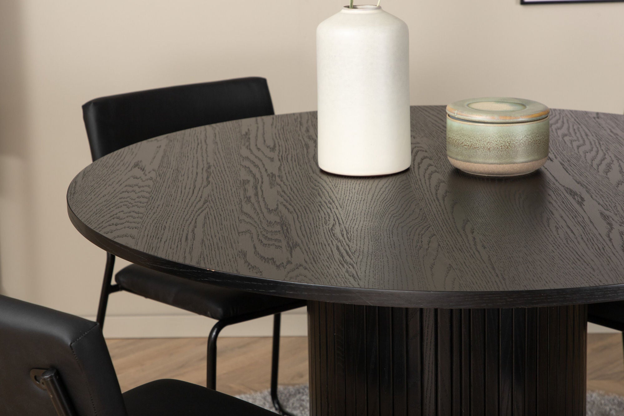 Venture Home Bianca rund spisebord , Black Black Veneer+Kenth stol , Black Black PU_4