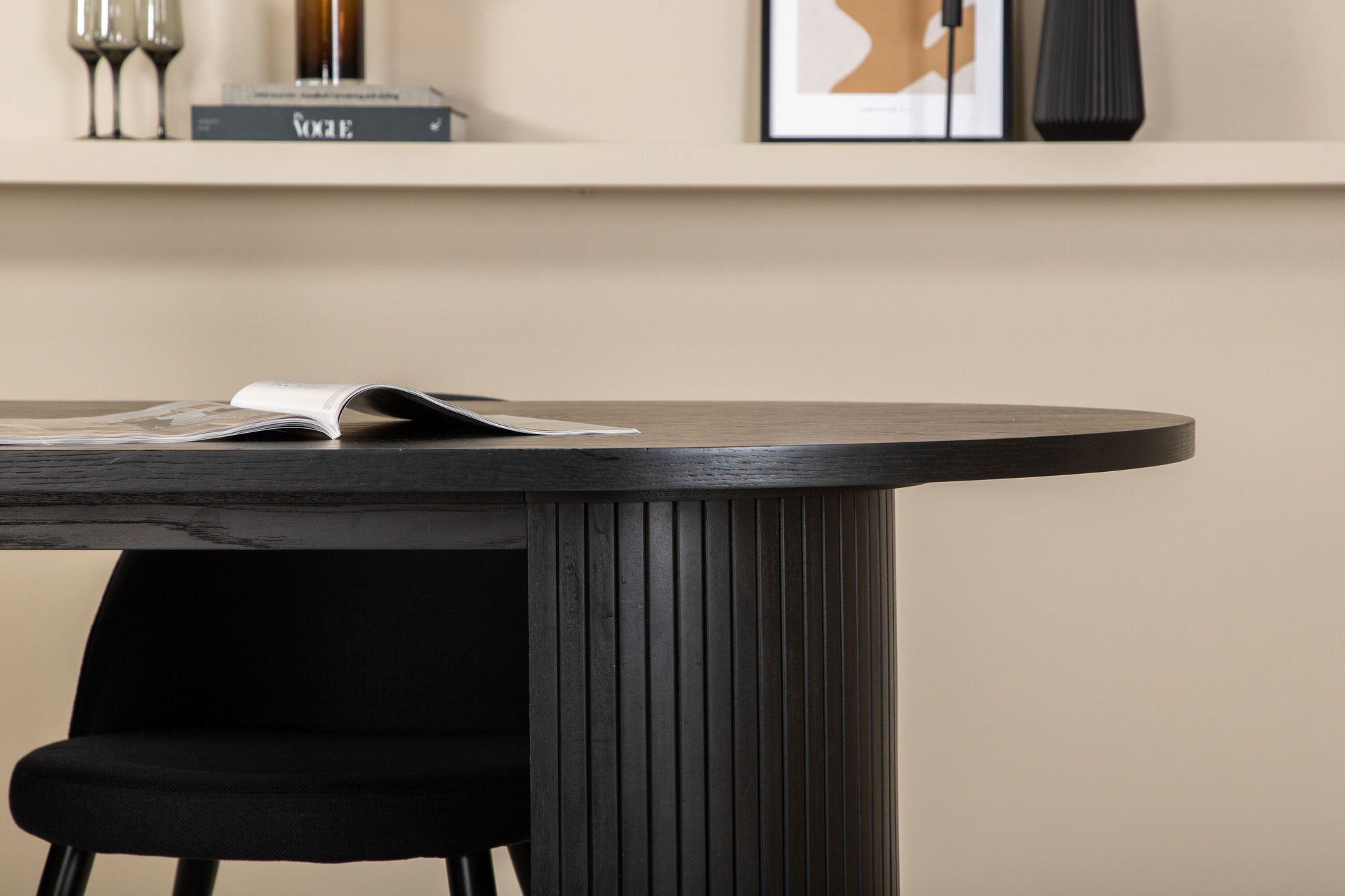 Venture Home Bianca Oval spisebord , Black Black Veneer+Velvet Dining Chiar , Black legs, Black Fabric_4