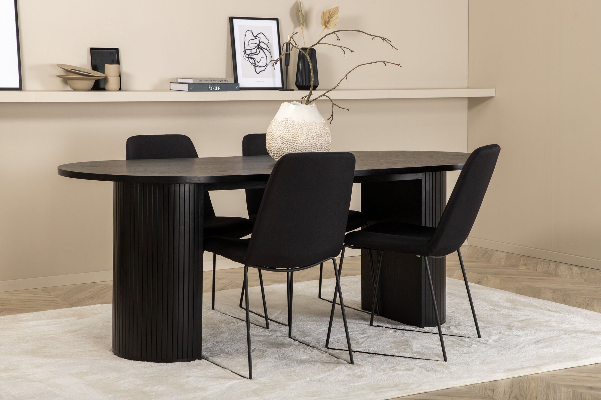 Venture Home Bianca Oval spisebord , Black Black Veneer+Muce Spisebordsstol , Black Legs , Black Fabric_4