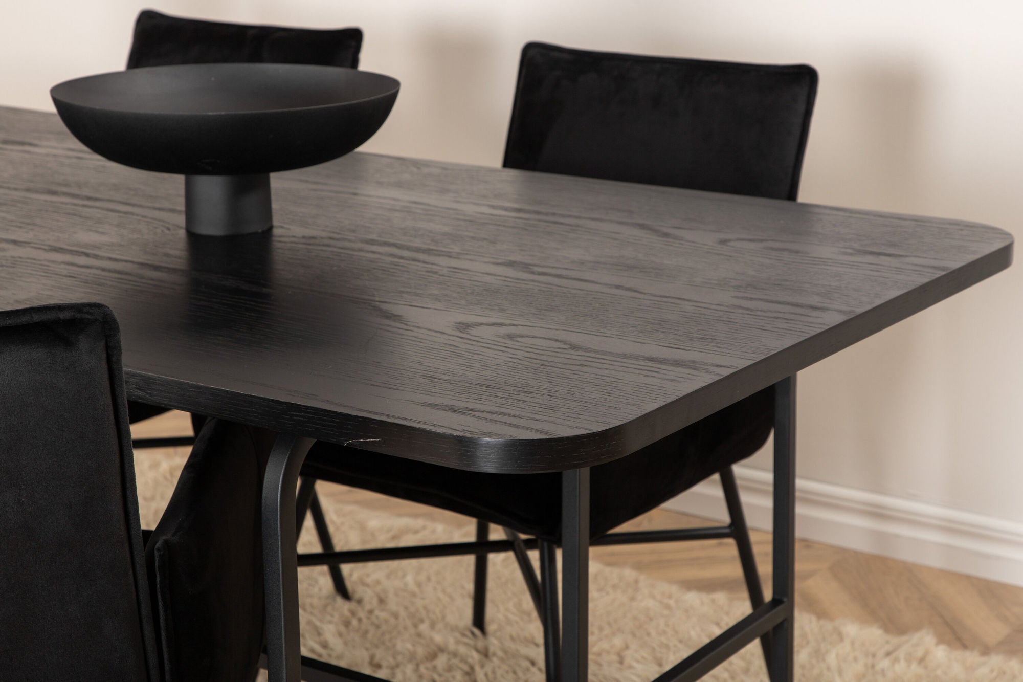 Venture Home Uno spisebord , Black Black Veneer+Petra stol , Black Black Velvet_4