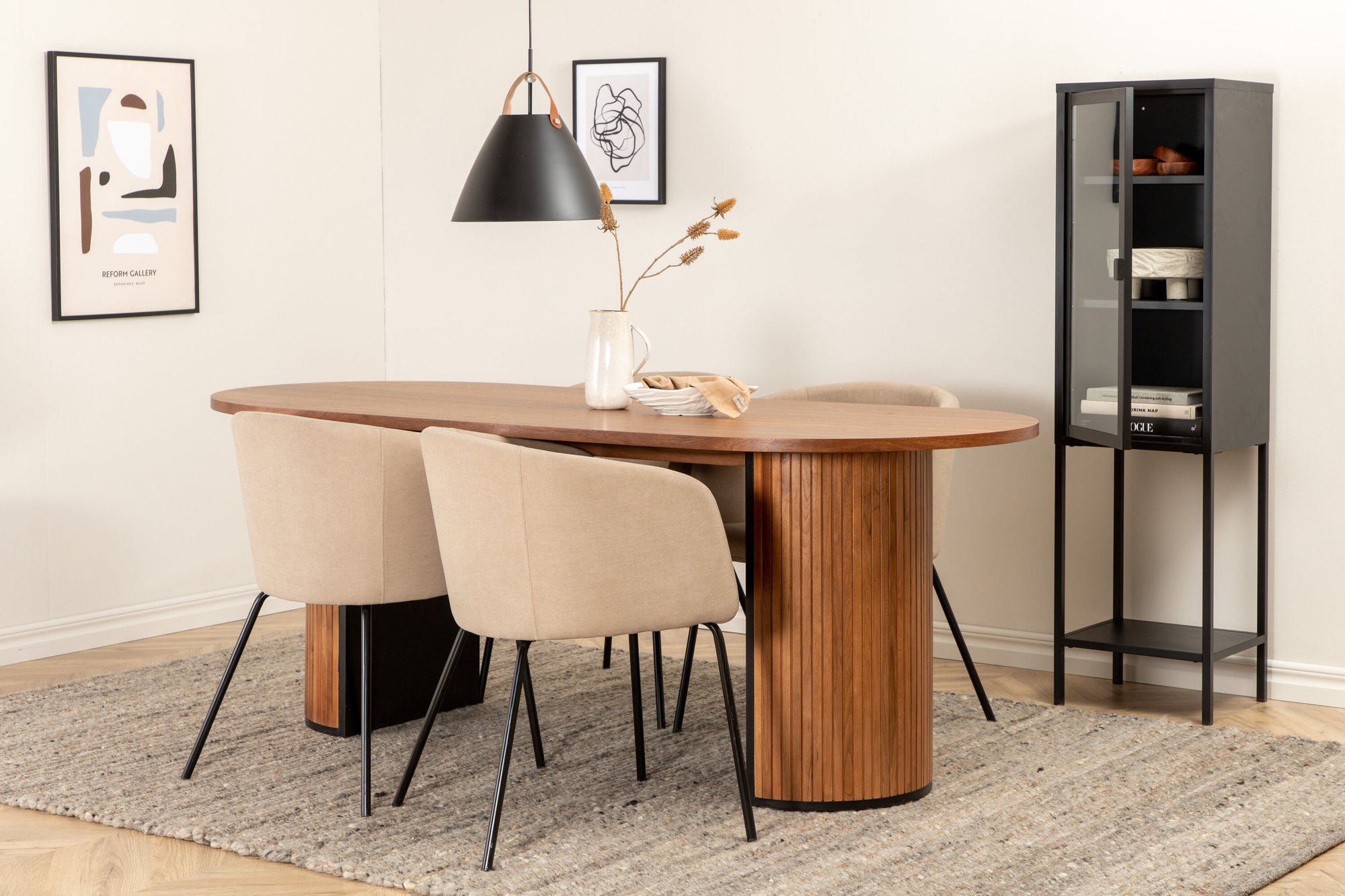 Venture Home Bianca Oval spisebord , Walnut Black Veneer+Berit stol , Black Beige Fabric (Polyester linen )_4
