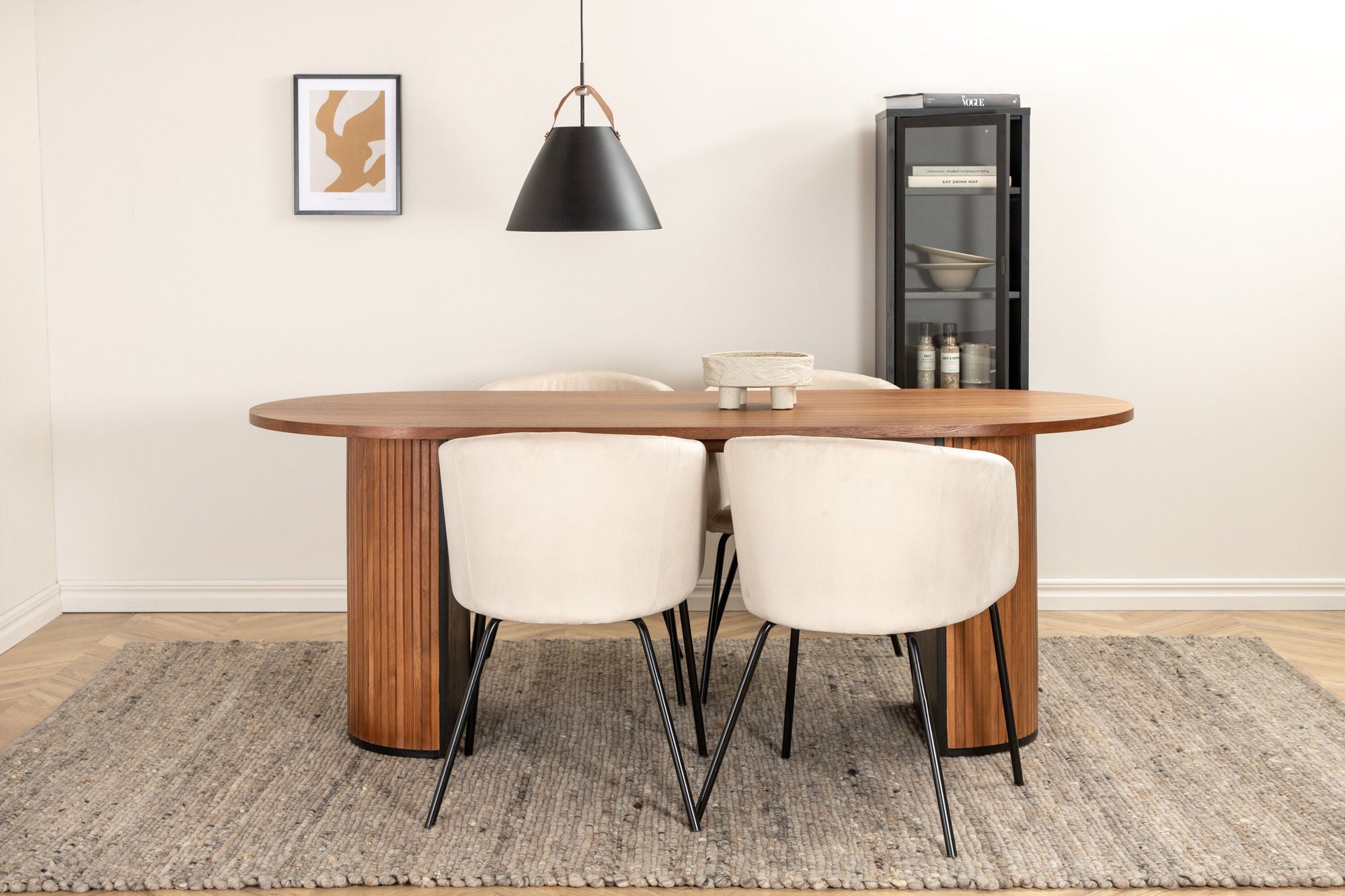 Venture Home Bianca Oval spisebord , Walnut Black Veneer+Berit stol , Black Beige Velvet_4