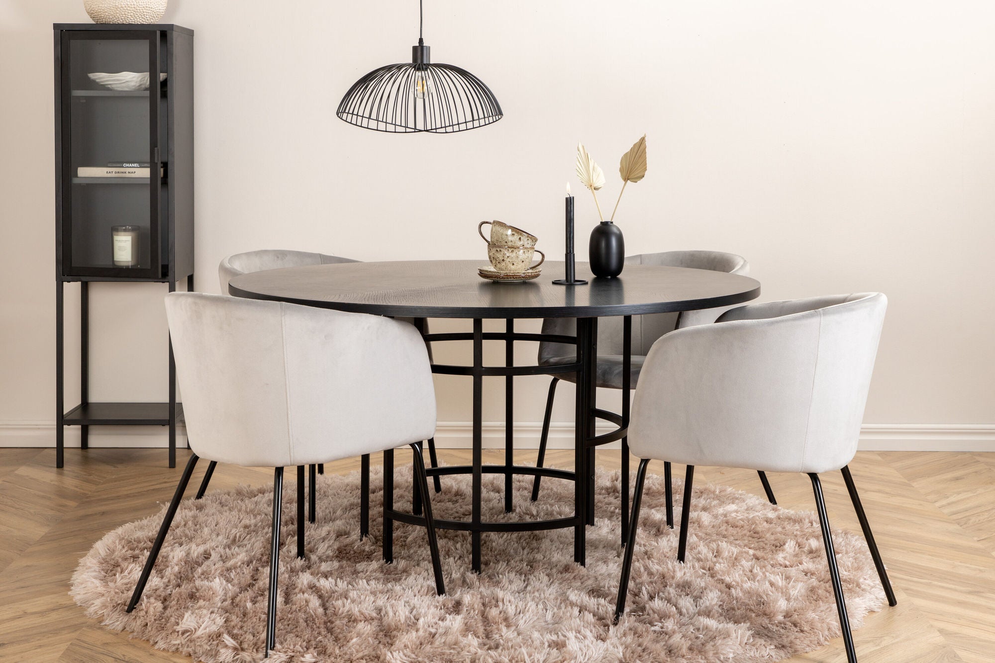 Venture Home Copenhagen - spisebord round - Black / Black+Berit stol - Black / Light Grey Velvet_4