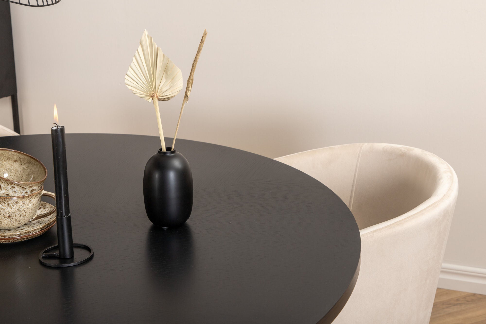 Venture Home Copenhagen - spisebord round - Black / Black+Berit stol - Black / Beige Velvet_4
