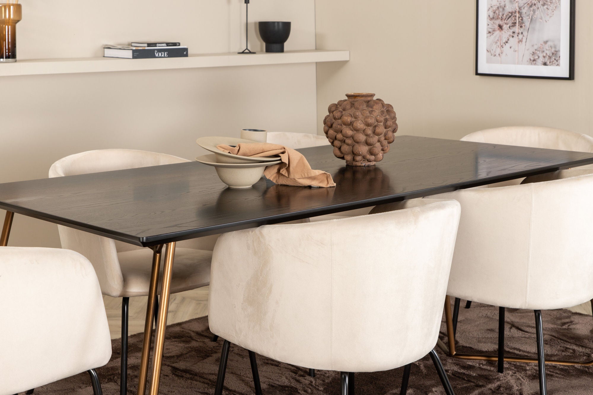 Venture Home Petra spisebord , Distressed Copper Black Veneer+Berit stol , Black Beige Velvet_6
