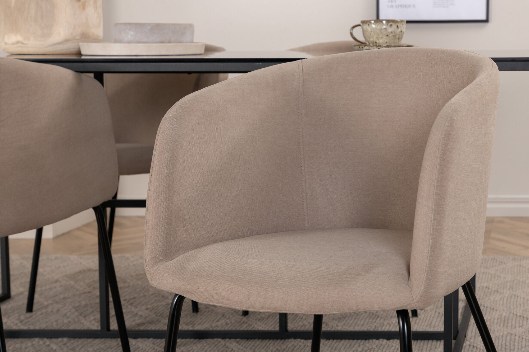 Venture Home Leif spisebord - Black / Black smoked smoked Glass+Berit stol - Black / Beige Fabric (Polyester linen )_4