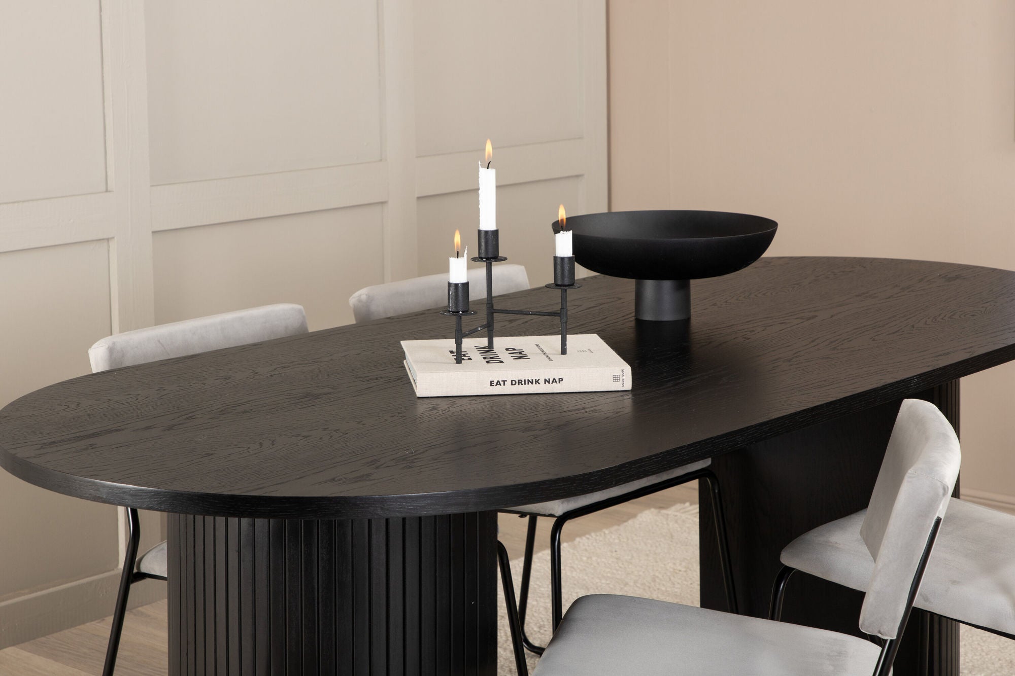 Venture Home Bianca Oval spisebord - Black / Black Veneer+Kenth stol - Black / Light Grey Velvet_4
