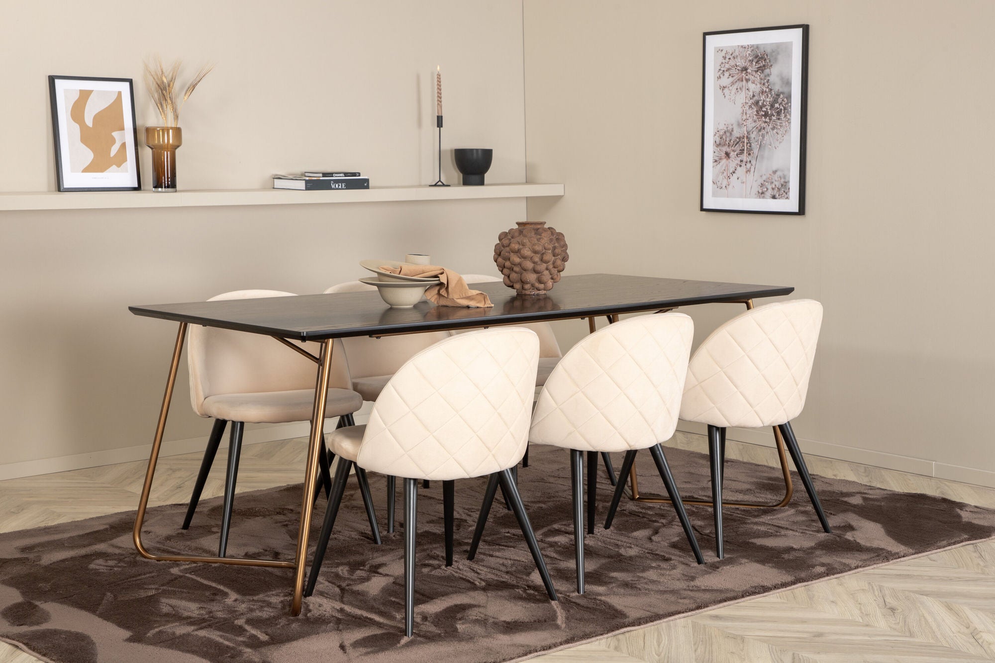 Venture Home Petra spisebord , Distressed Copper Black Veneer+Velvet Stitches stol , Black Beige Velvet_6