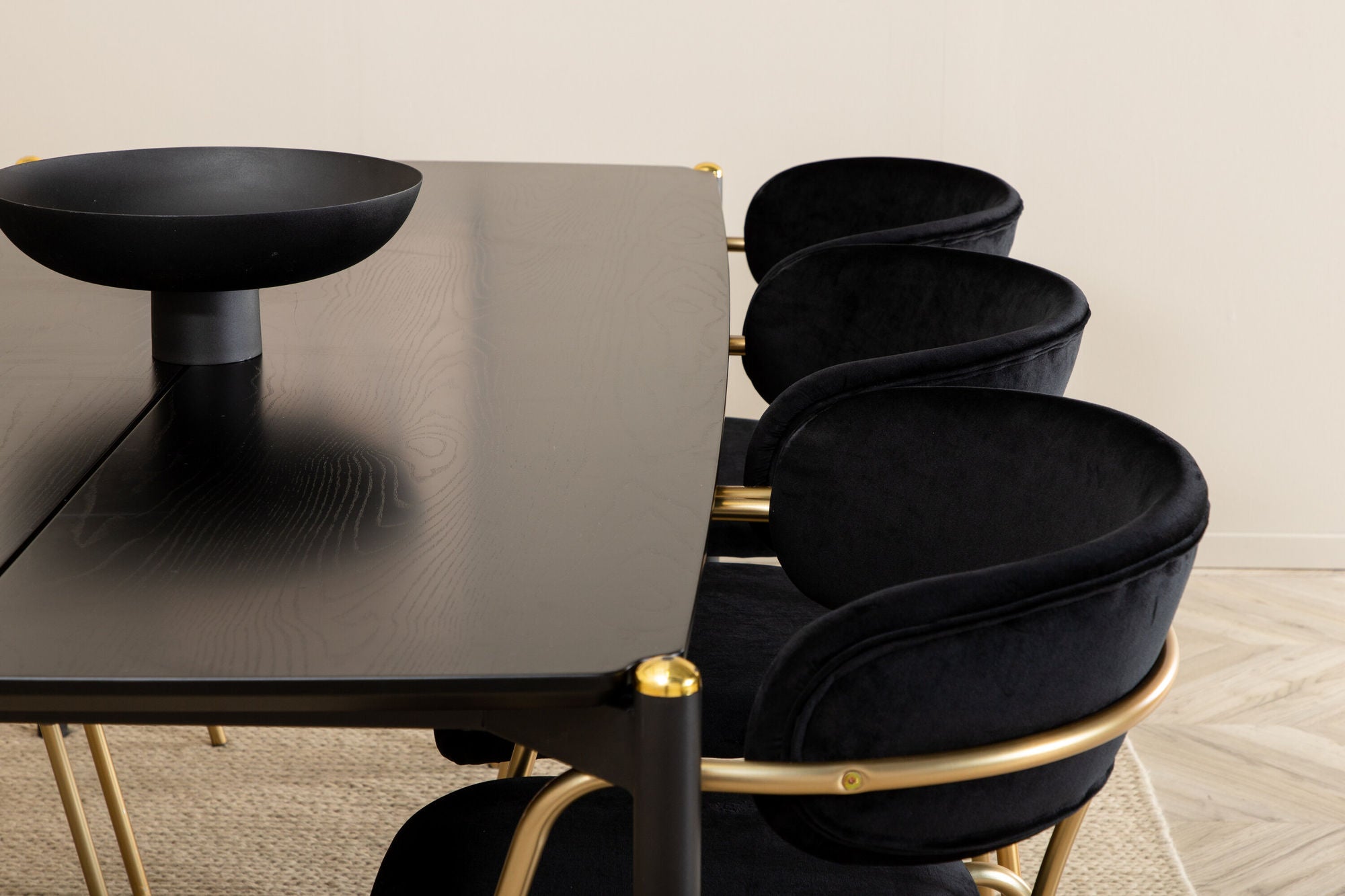 Venture Home Pelle spisebord , Black black Black+Arrow armchair , Brass Legs , Black Velvet_6