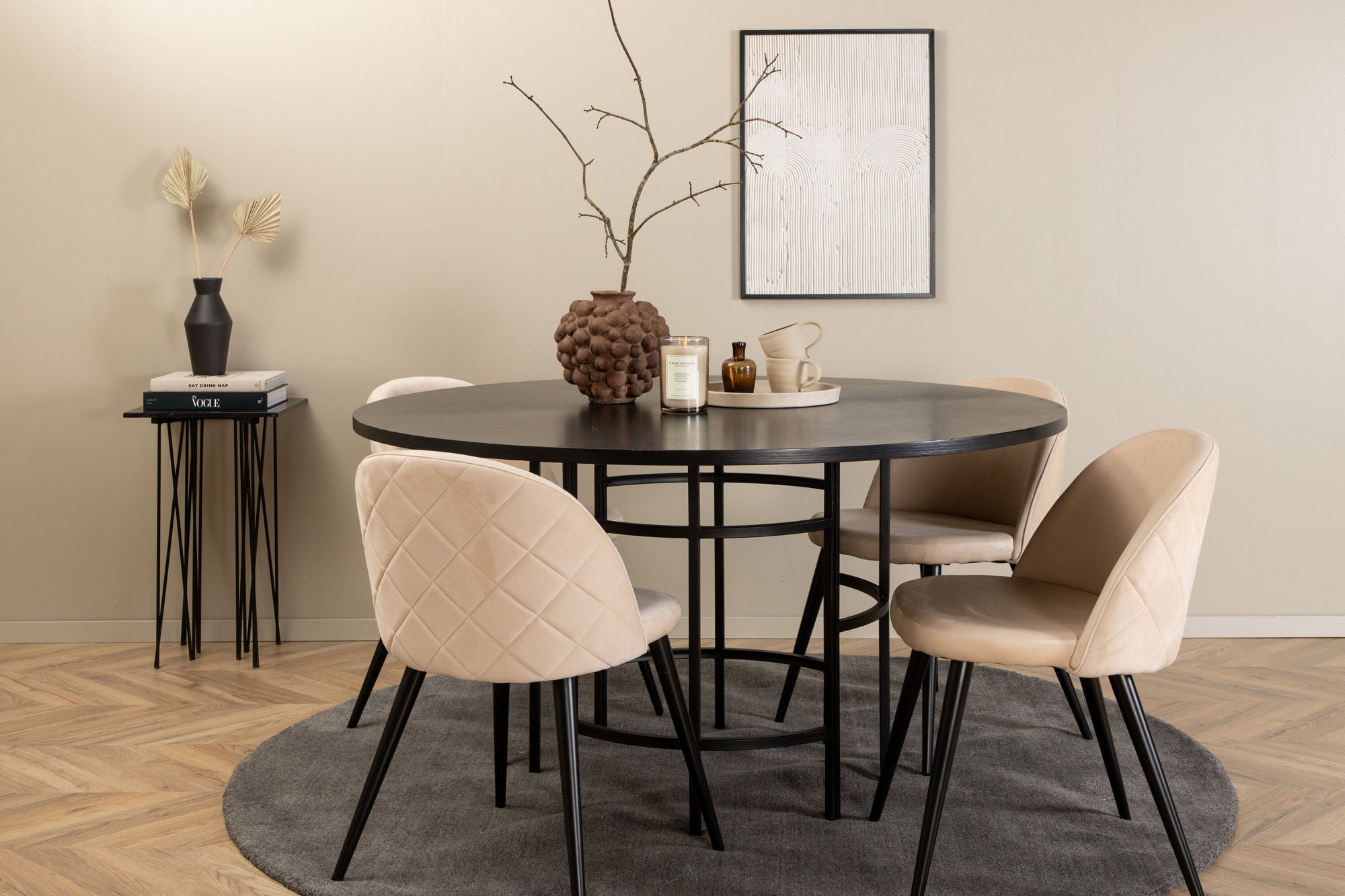 Venture Home Copenhagen - spisebord round - Black / Black+Velvet Stitches stol - Black / Beige Velvet_4