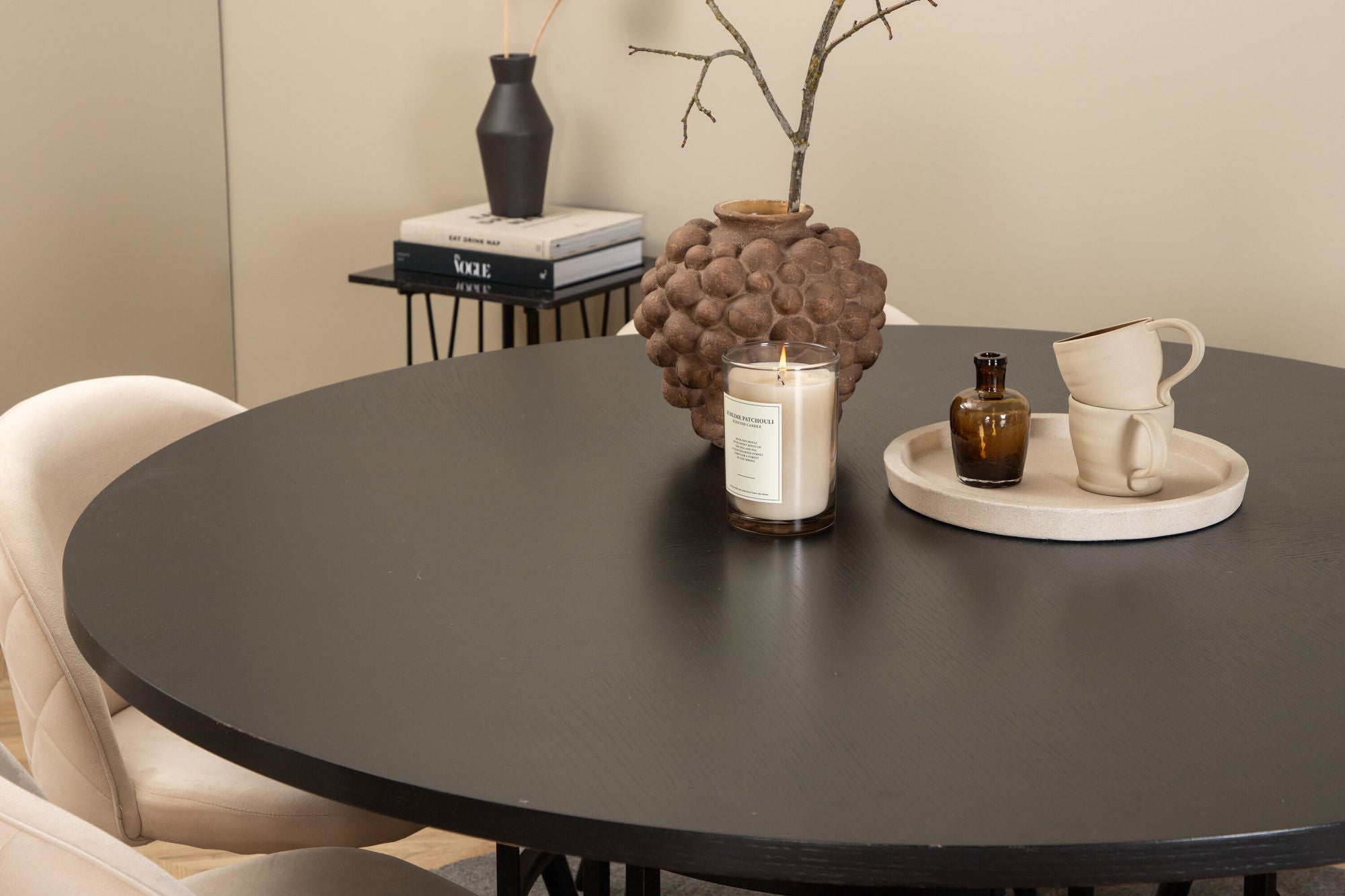 Venture Home Copenhagen - spisebord round - Black / Black+Velvet Stitches stol - Black / Beige Velvet_6