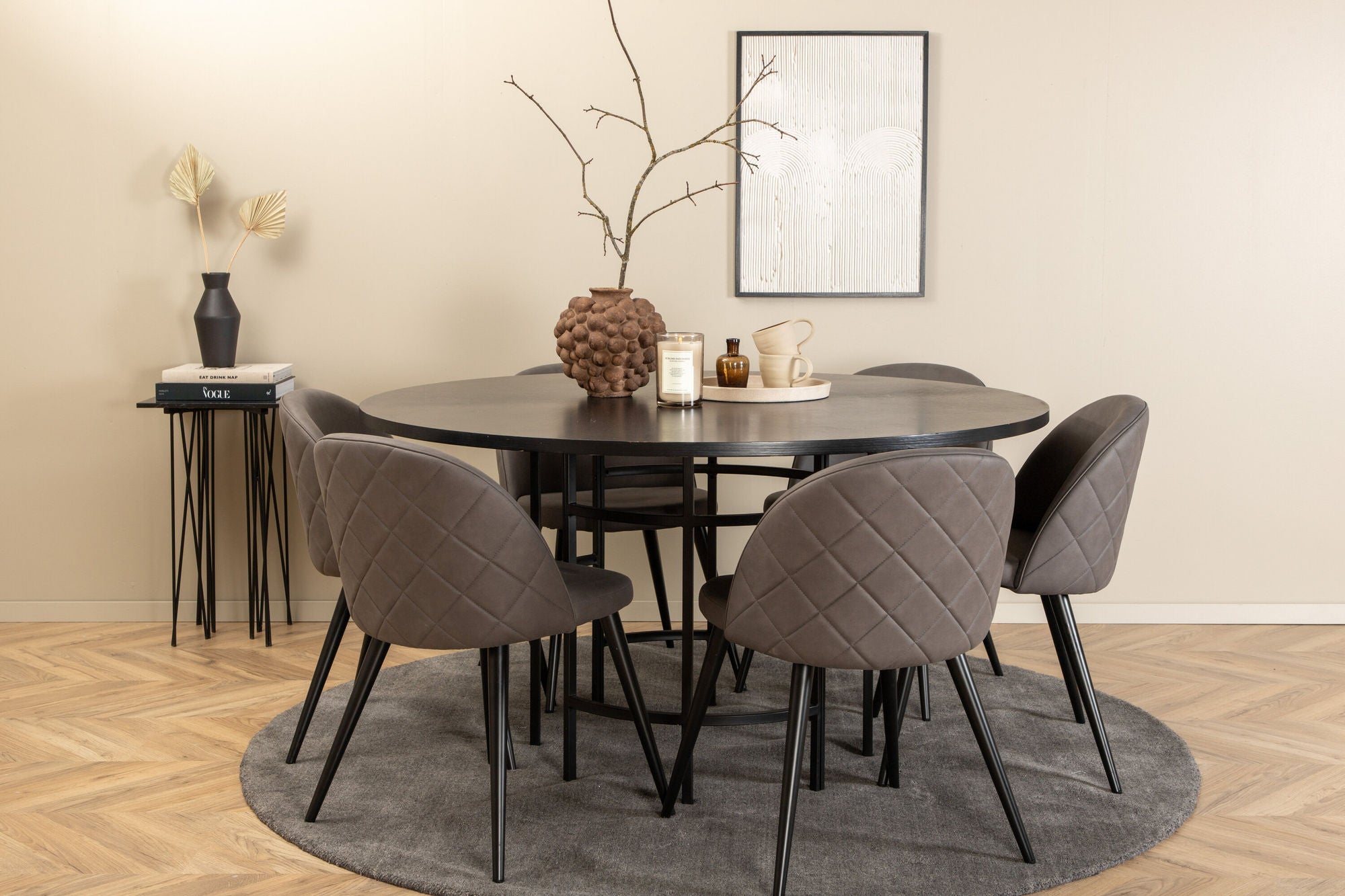 Venture Home Copenhagen - spisebord round - Black / Black+Velvet Stitches stol - Black / Grey Micro Fibre_6