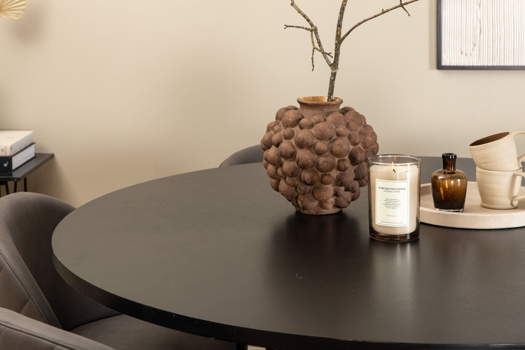 Venture Home Copenhagen - spisebord round - Black / Black+Velvet Stitches stol - Black / Grey Micro Fibre_6