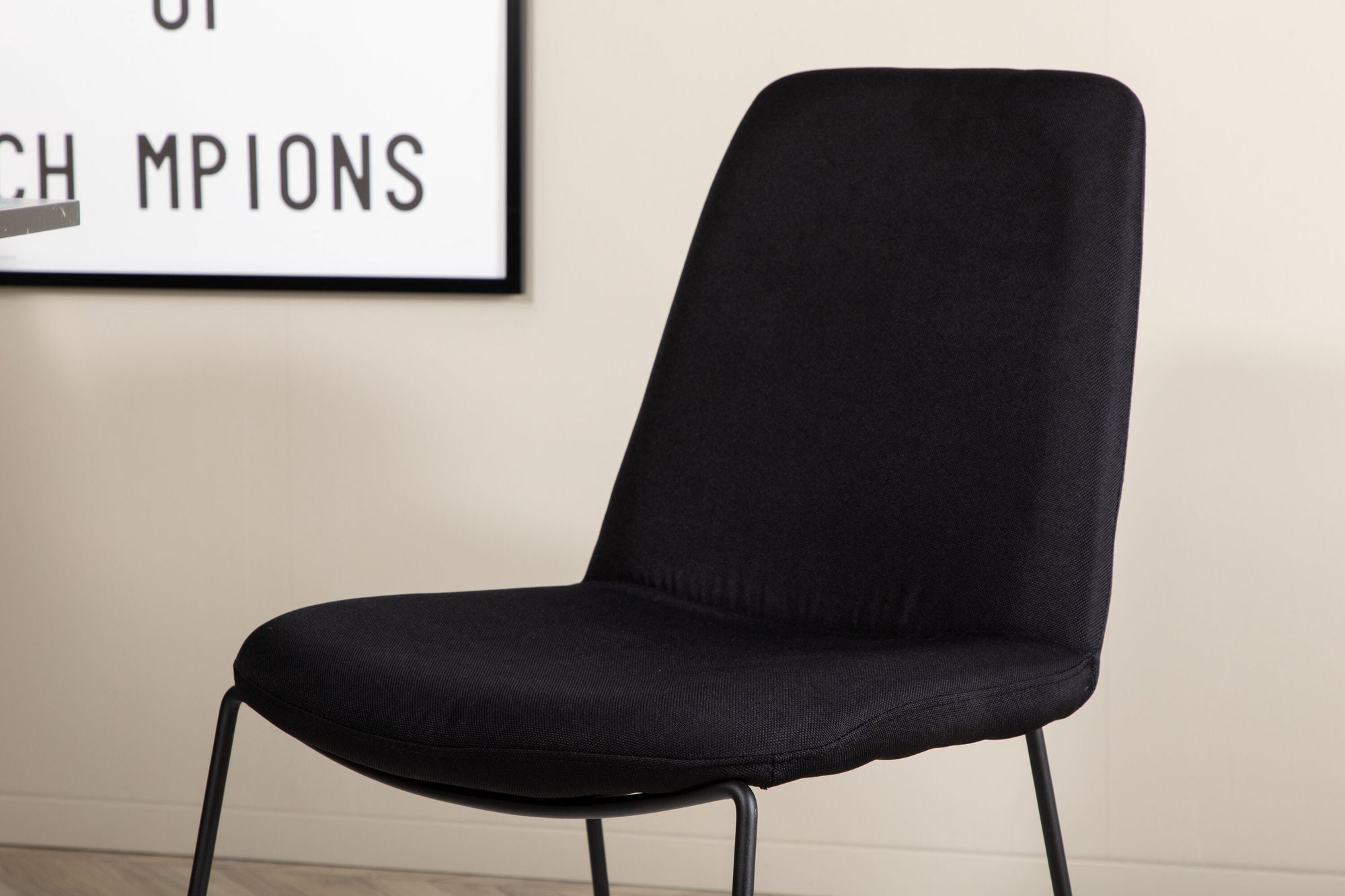 Venture Home Marbs rund spisebord , Black Black Glass Marble+Muce Spisebordsstol , Black Legs , Black Fabric_4