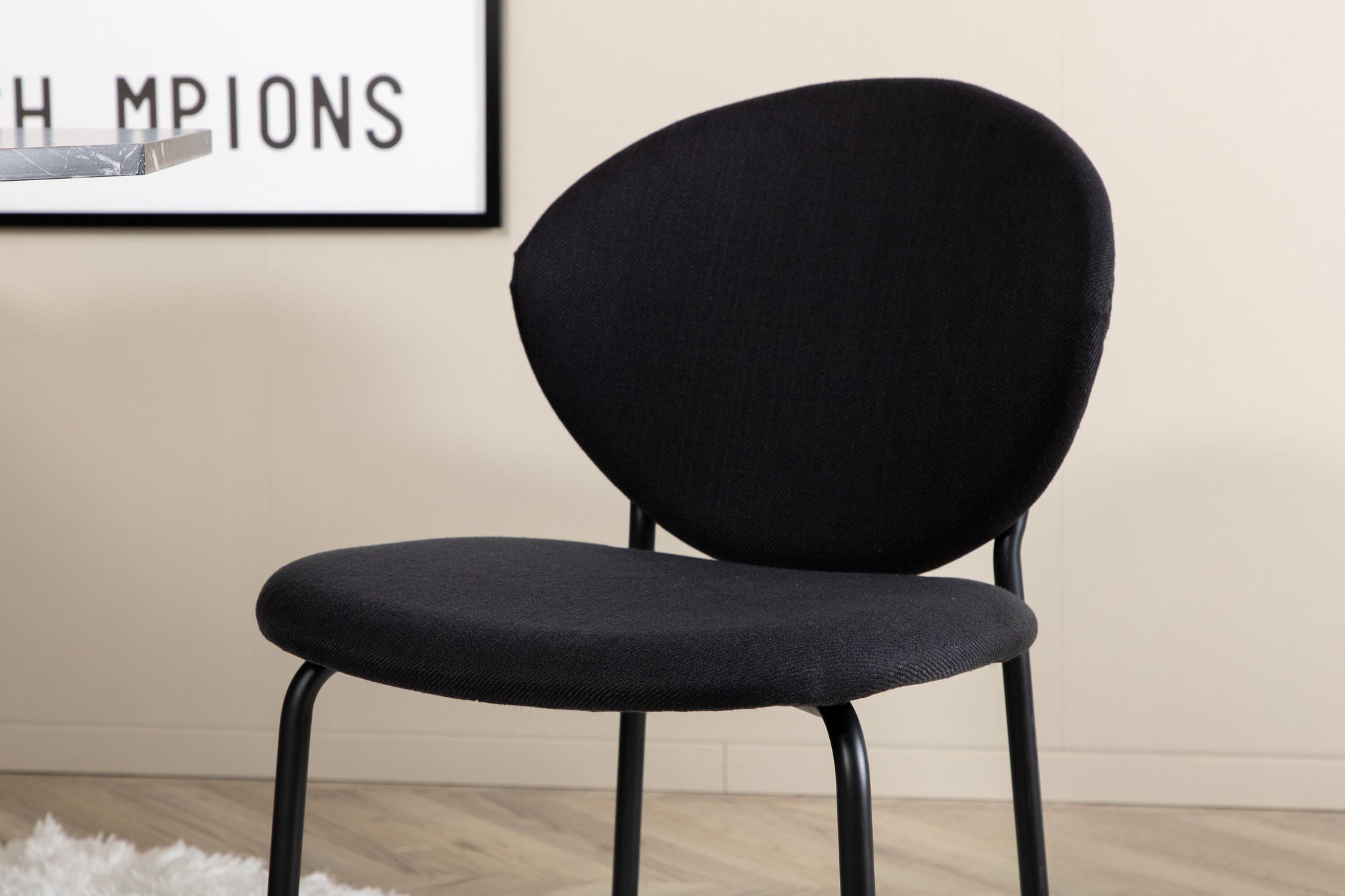 Venture Home Marbs rund spisebord , Black Black Glass Marble+Vault Spisebordsstol , Black Legs , Black Fabric_4