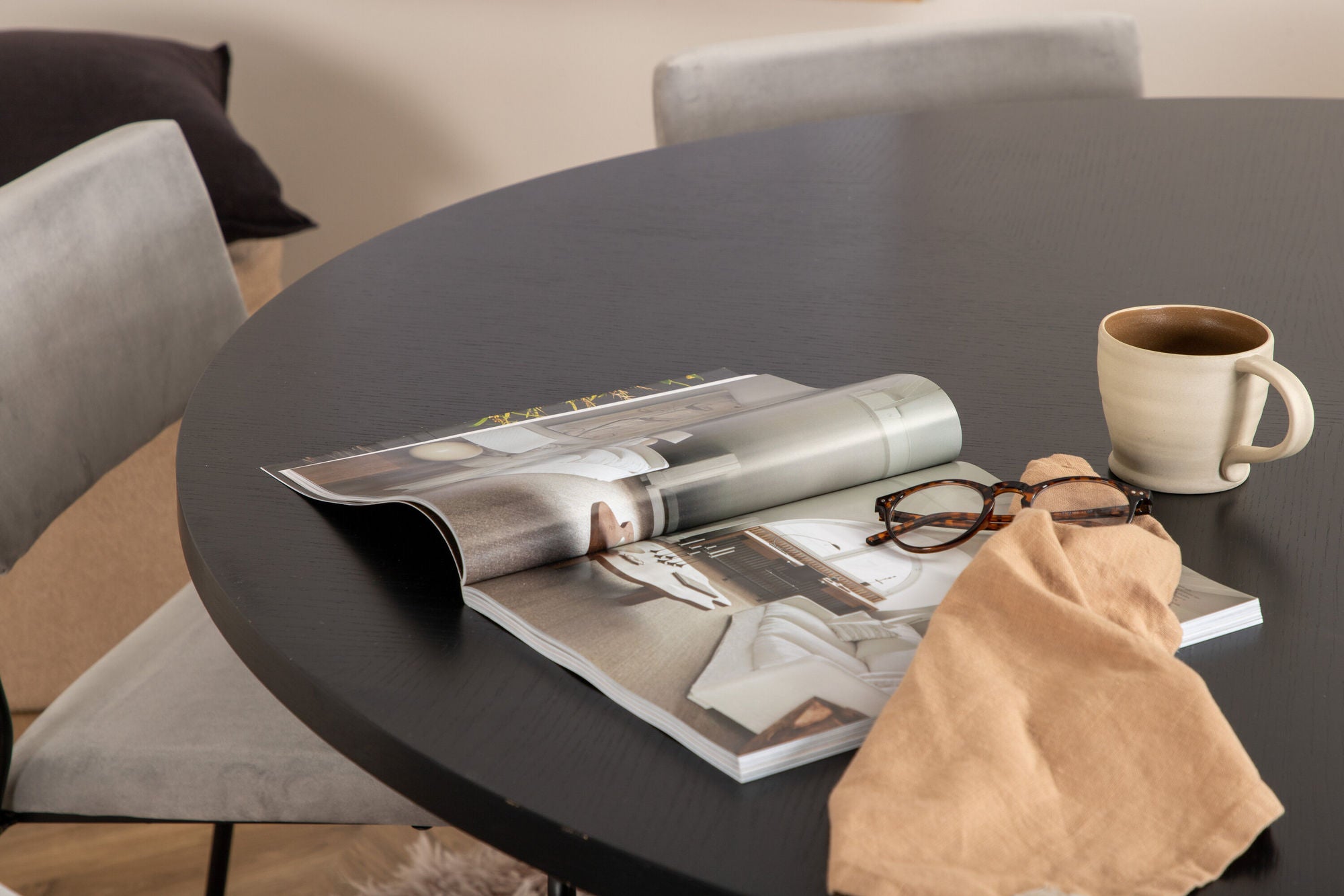 Venture Home Copenhagen - spisebord round - Black / Black+Kenth stol - Black / Light Grey Velvet_6