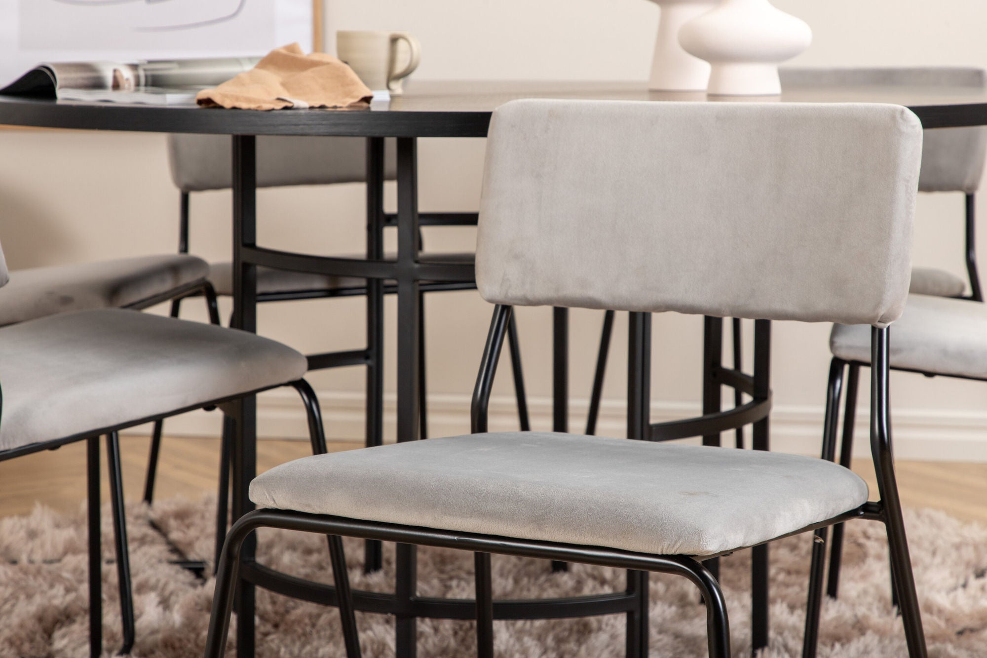 Venture Home Copenhagen - spisebord round - Black / Black+Kenth stol - Black / Light Grey Velvet_6
