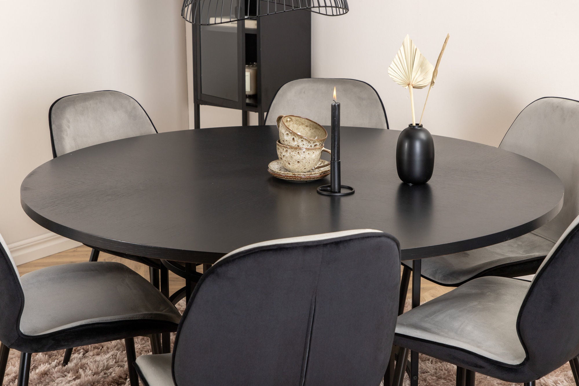 Venture Home Copenhagen - spisebord round - Black / Black+Emma stol - Black / Black and Light Grey Black Velvet in Back Grey Velvet in front_6