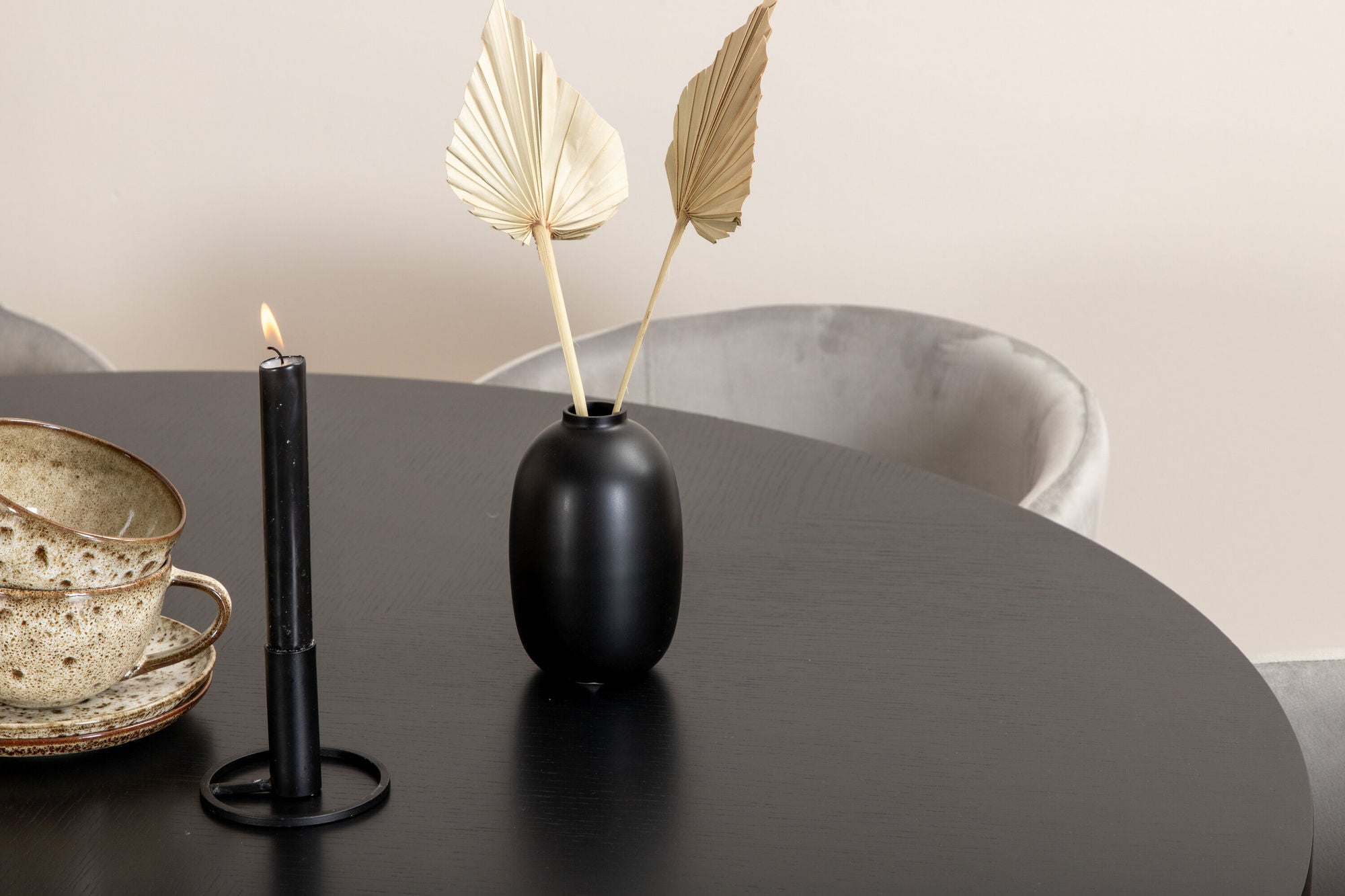 Venture Home Copenhagen - spisebord round - Black / Black+Berit stol - Black / Light Grey Velvet_6