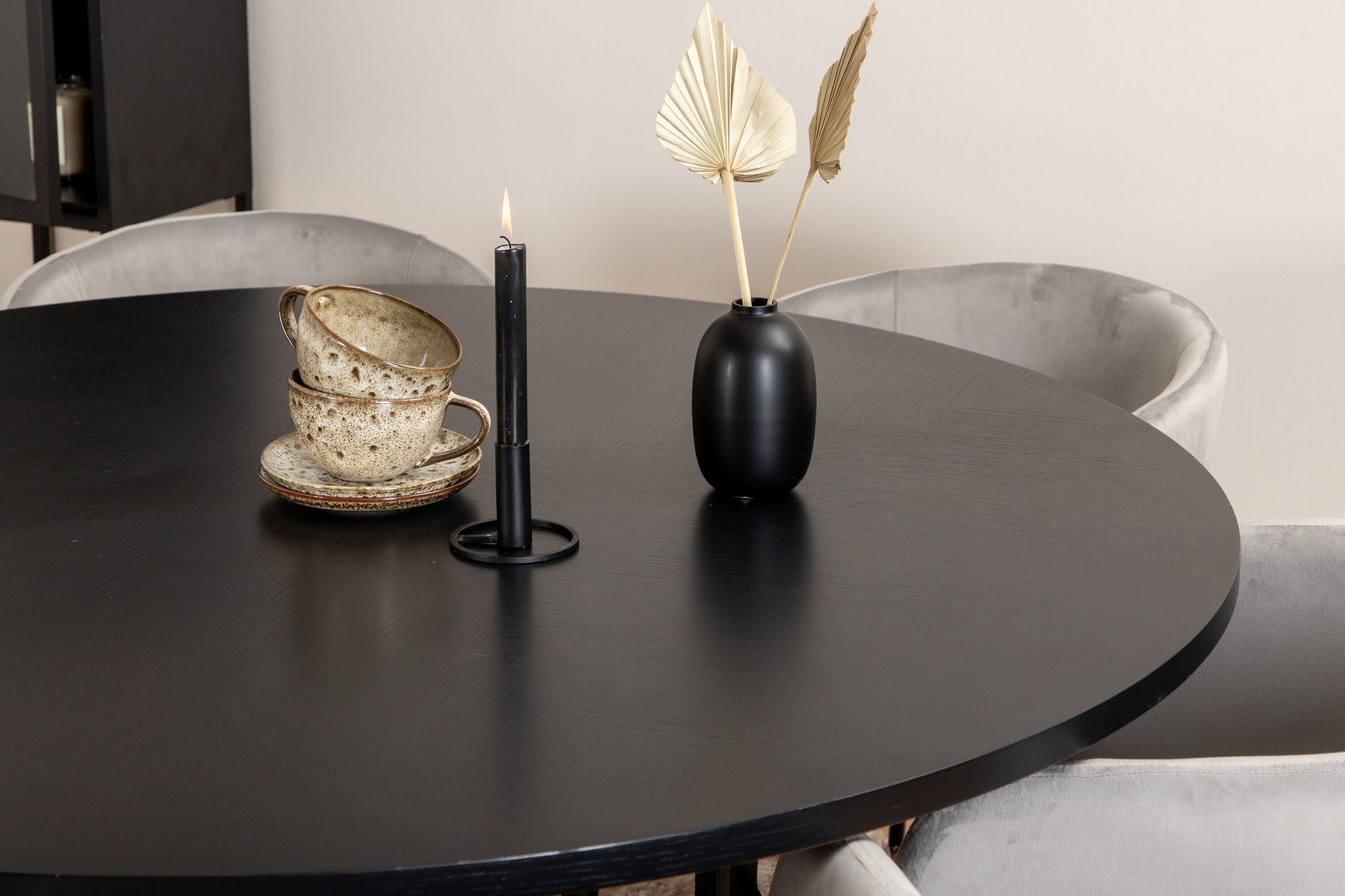 Venture Home Copenhagen - spisebord round - Black / Black+Berit stol - Black / Light Grey Velvet_6