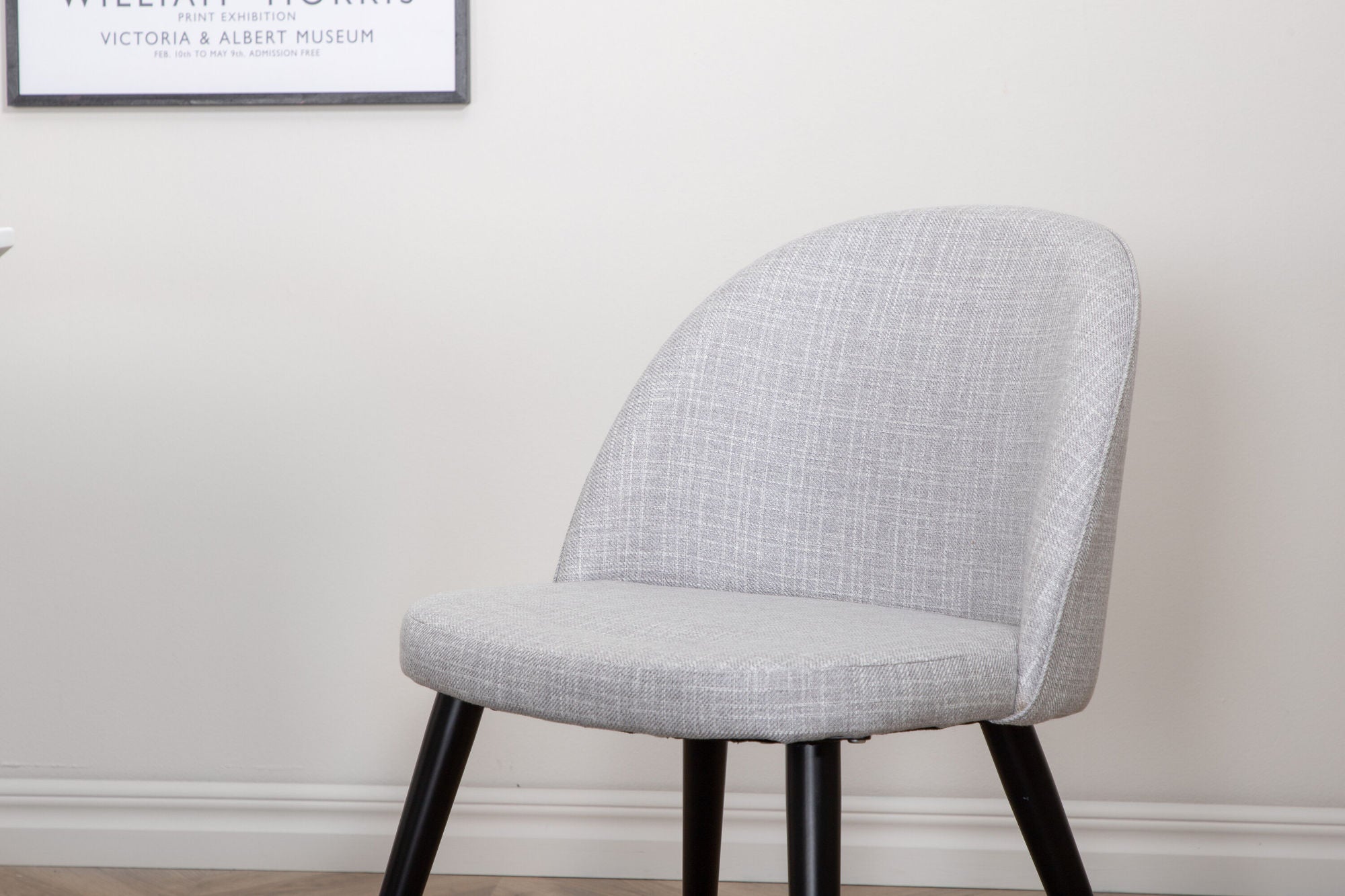 Venture Home Jimmy spisebord , Black White HPL+Velvet Dining Chiar , Black legs , Light GreyFabric_6