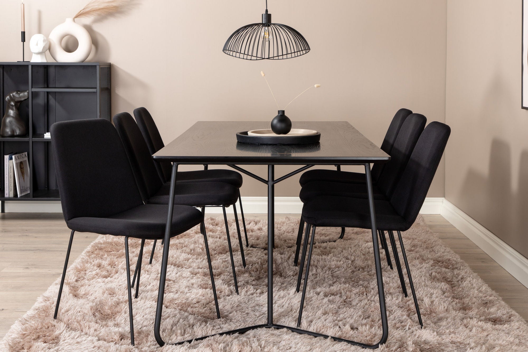 Venture Home Petra spisebord , Black Black Veneer+Muce Spisebordsstol , Black Legs , Black Fabric_6