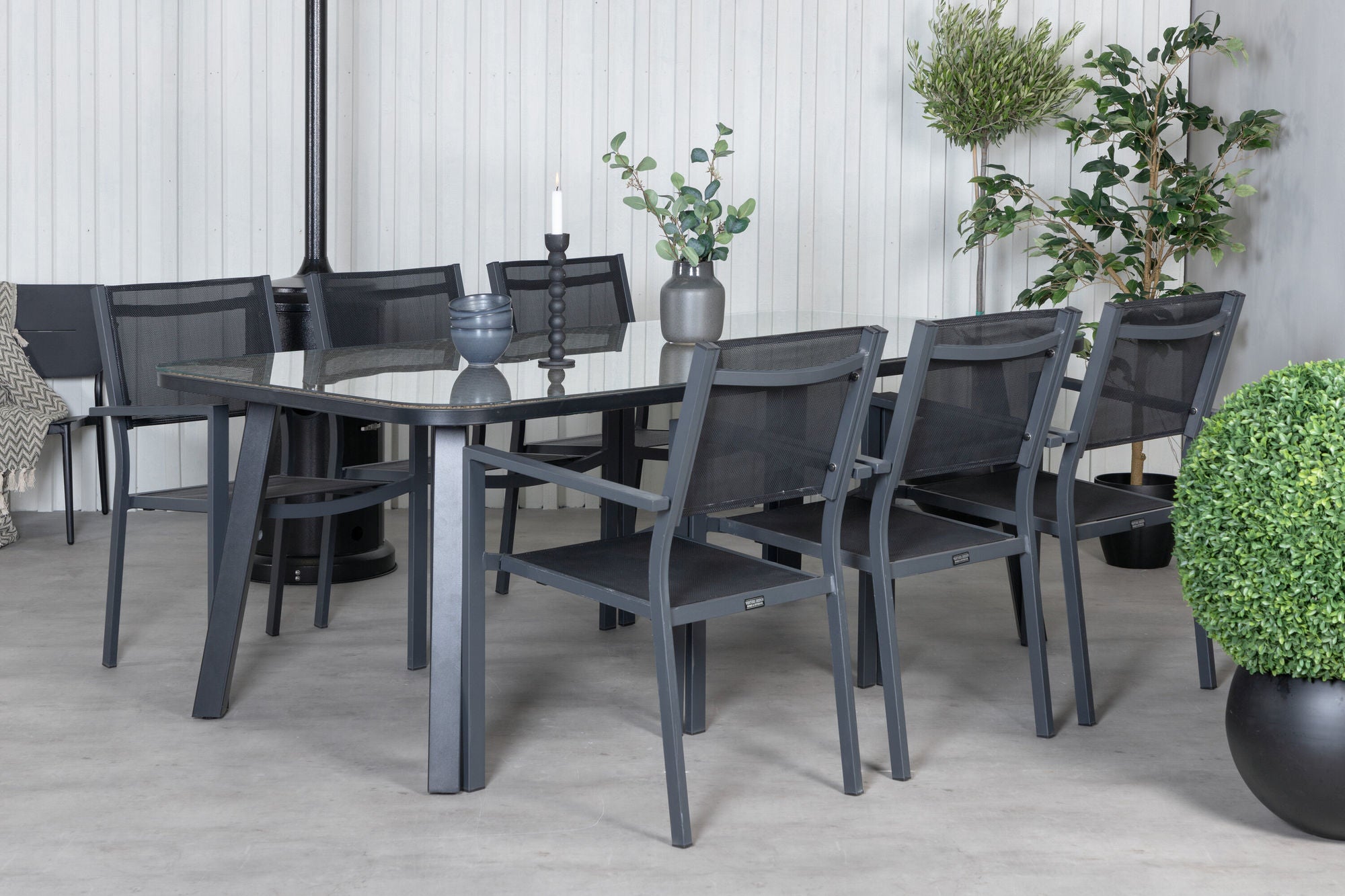 Venture Home Paola spisebord - Black Steel / Nature Wicker - 200*100+Copacabana Stacking stol - Black/Black_6