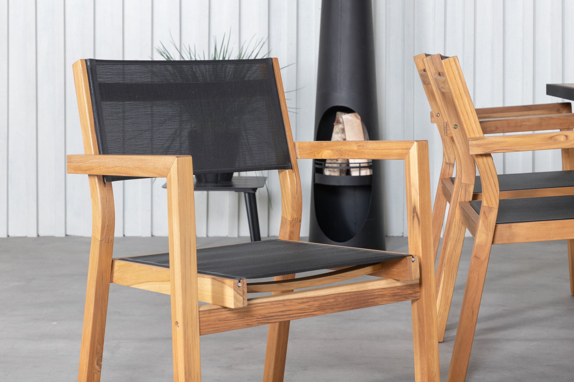 Venture Home Khung spisebord - Black Steel / Acacia (teklook) - 200*100cm+Venice Stackingchair - Teak / Black textilene_6