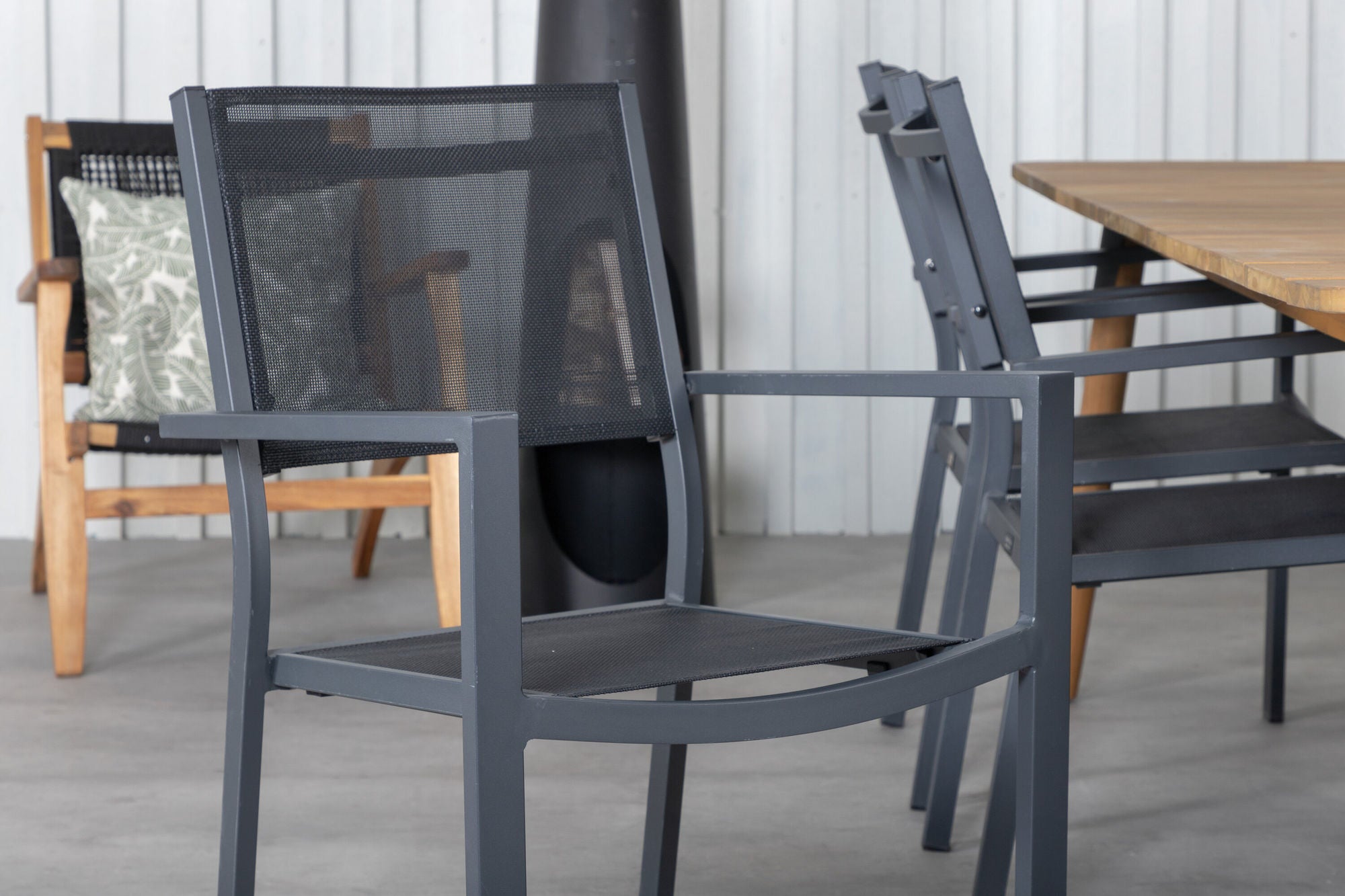 Venture Home Julian spisebord - Acasia - 210*100cm+Copacabana Stacking stol - Black/Black_6