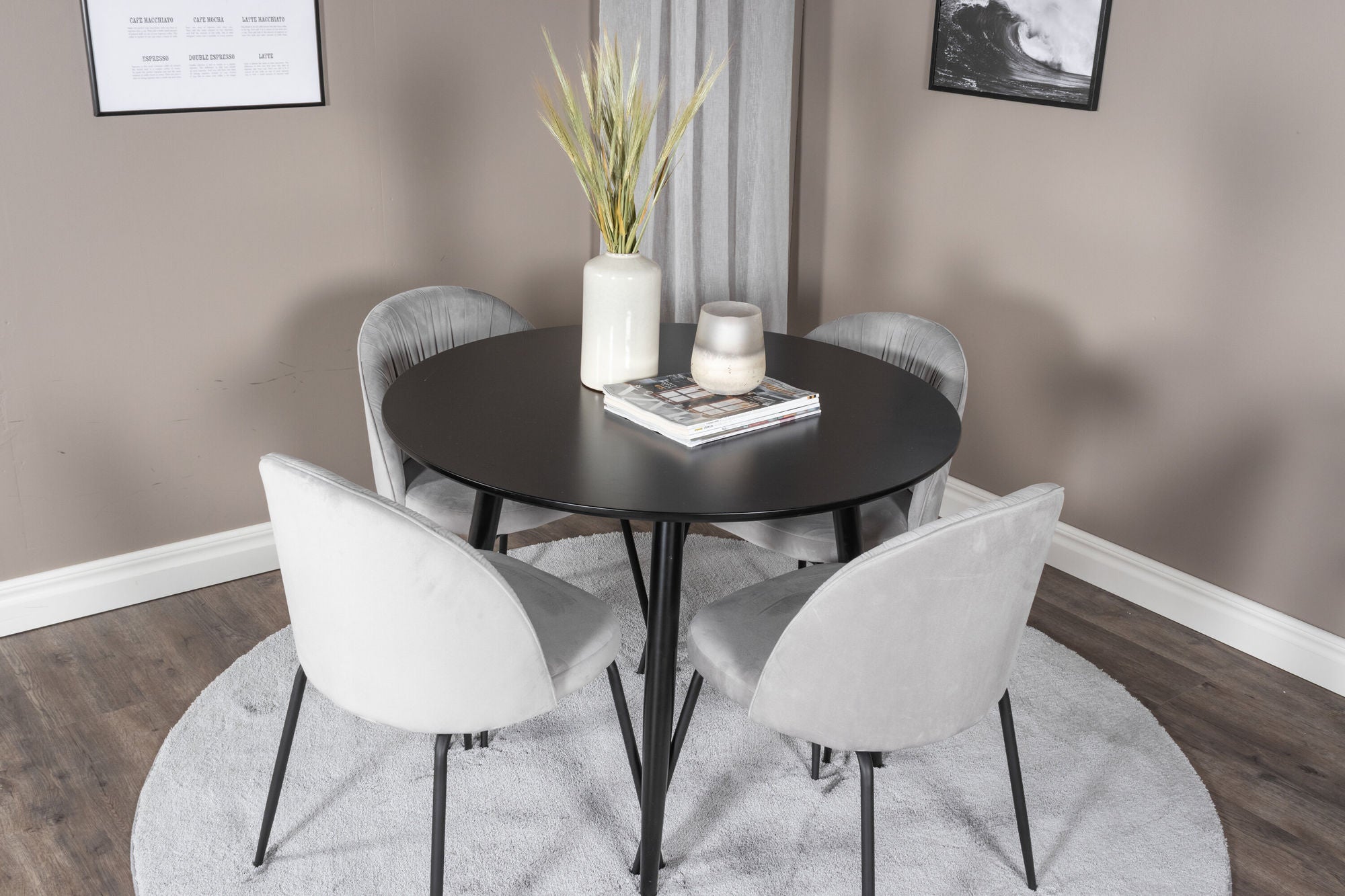 Venture Home Plaza Runt Matbord - Svart / Svart - ø100*H75 +Wrinkles Spisebordsstol - Black Legs - Grey Velvet _4