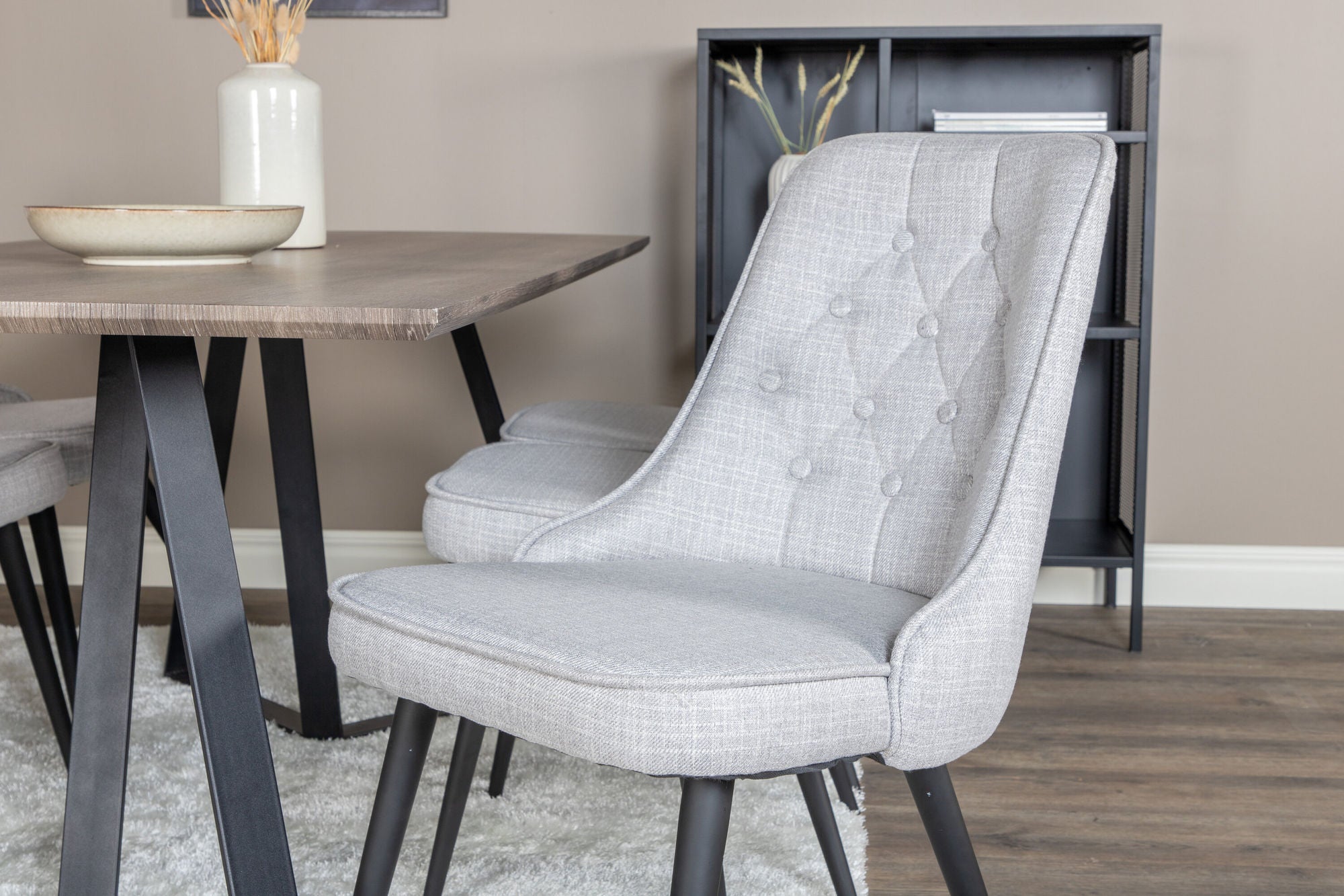 Venture Home Marina spisebord - 180*90*H75 - Grey / Black+Velvet Deluxe Spisebordsstol - Black Legs - Light Grey Fabric_6