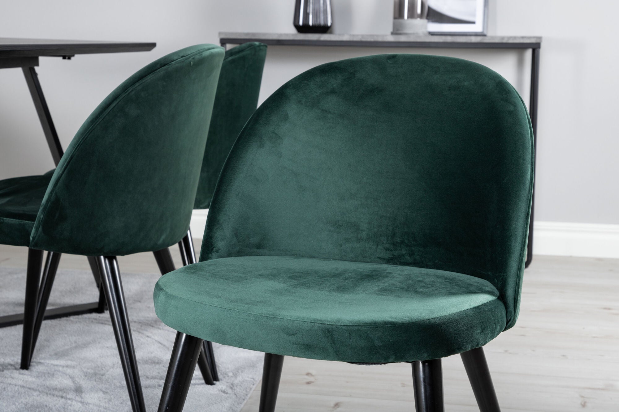 Venture Home Marina spisebord - Black top / Black Legs +Velvet Spisebordsstol - Green / Black_6