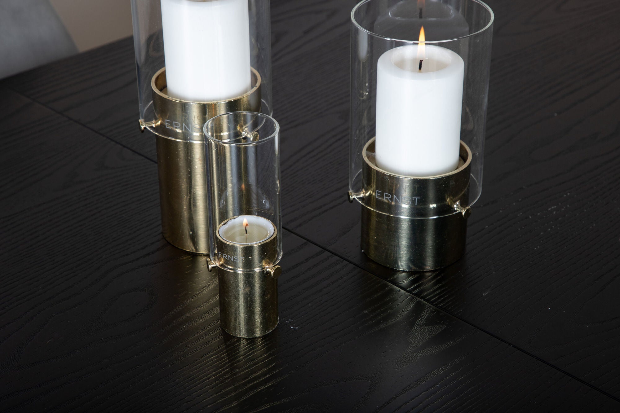 Venture Home Gold Extention bord - 180/220*85*H76 Black Veneer - Black legs - Brass details+Polar Spisebordsstol - Black legs / Light Grey Velvet (ersätter 19902-885)_6