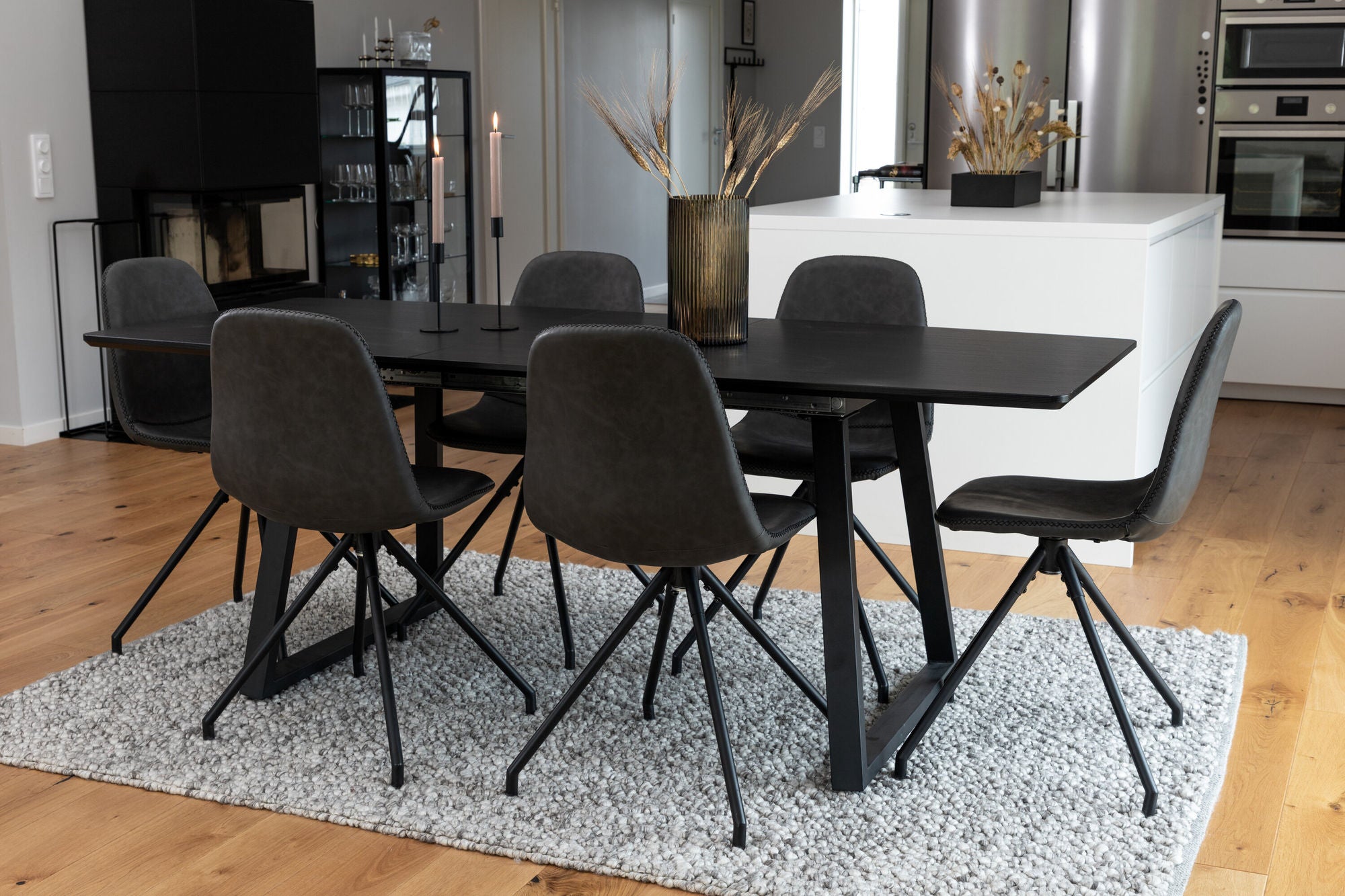 Venture Home Inca Extentionbord - Black top / black Legs+Polar Spisebordsstol with Spin funct
