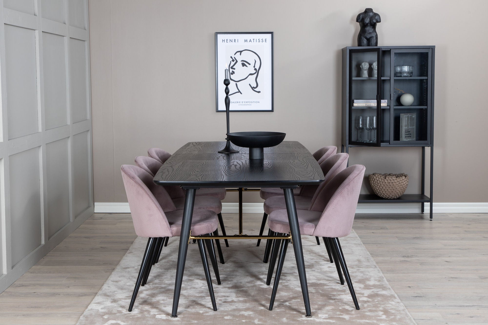 Venture Home Gold Extention bord - 180/220*85*H76 Black Veneer - Black legs - Brass details+Velvet Spisebordsstol Corduroy - Pink / Black_6
