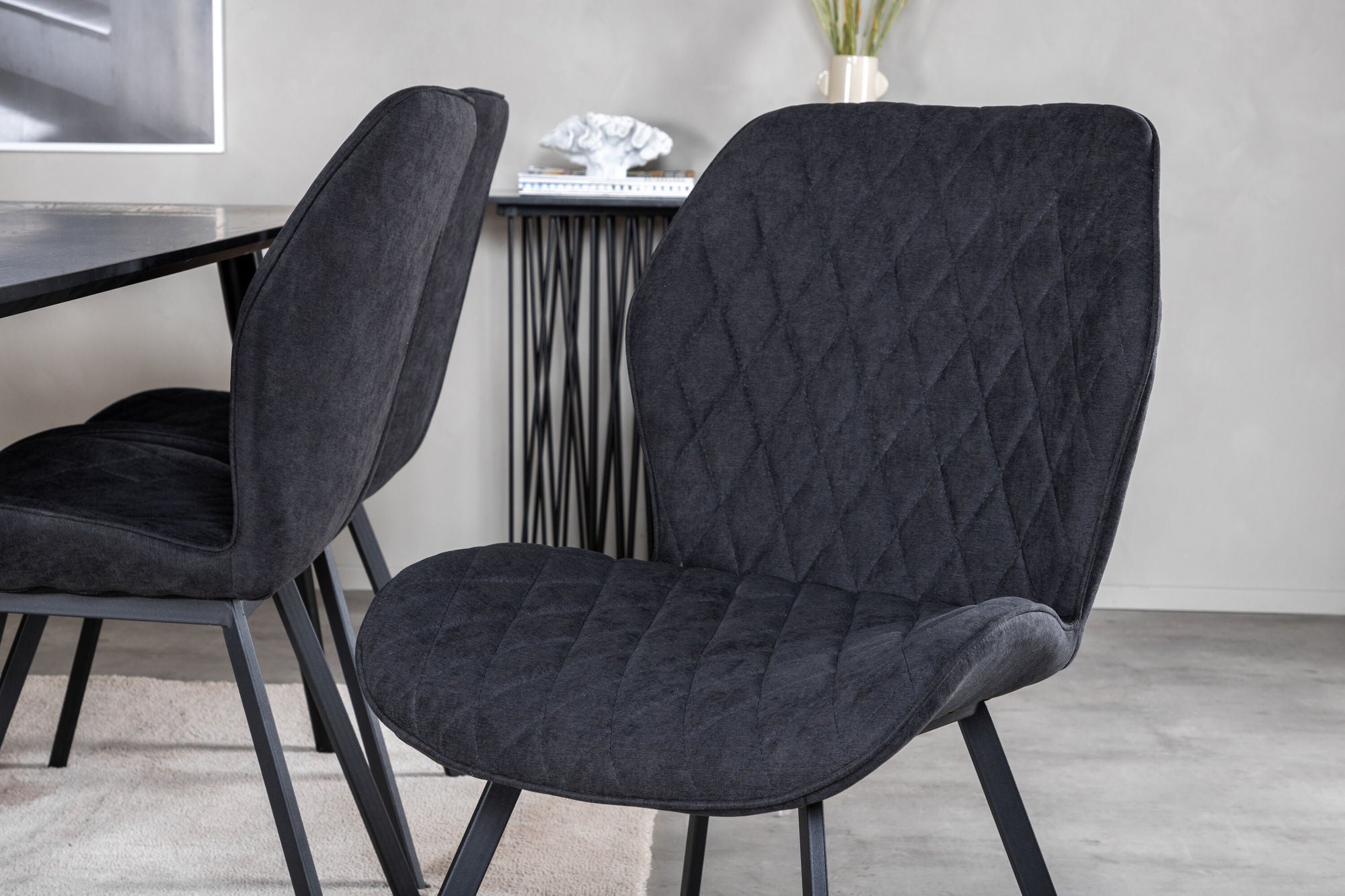 Venture Home Dipp spisebord - 180*90cm - Black Veneer / all black legs +Gemma Spisebordsstol - Black Legs - Black Fabric_6
