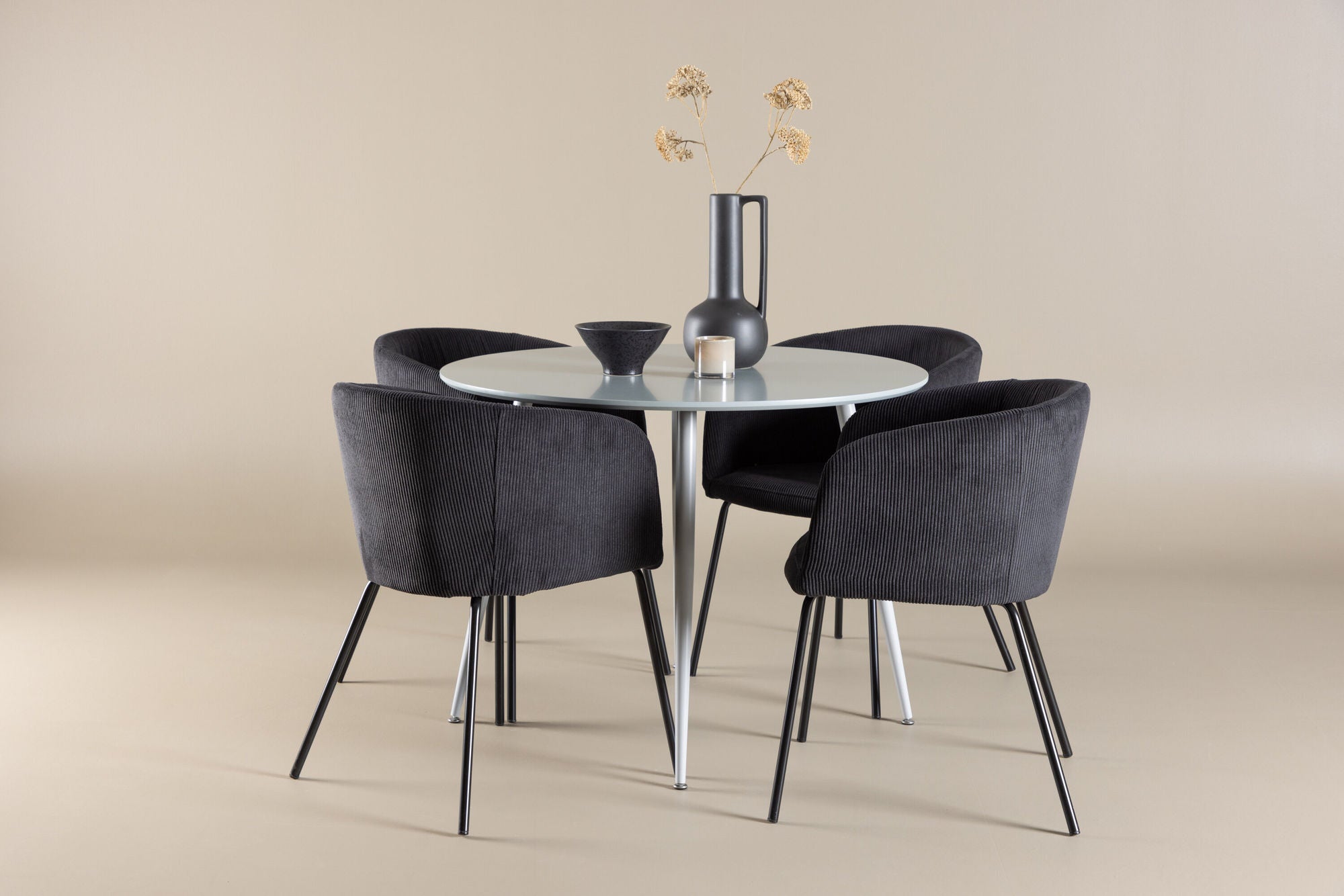 Venture Home Plaza spisebord with Berit Spisebordsstol