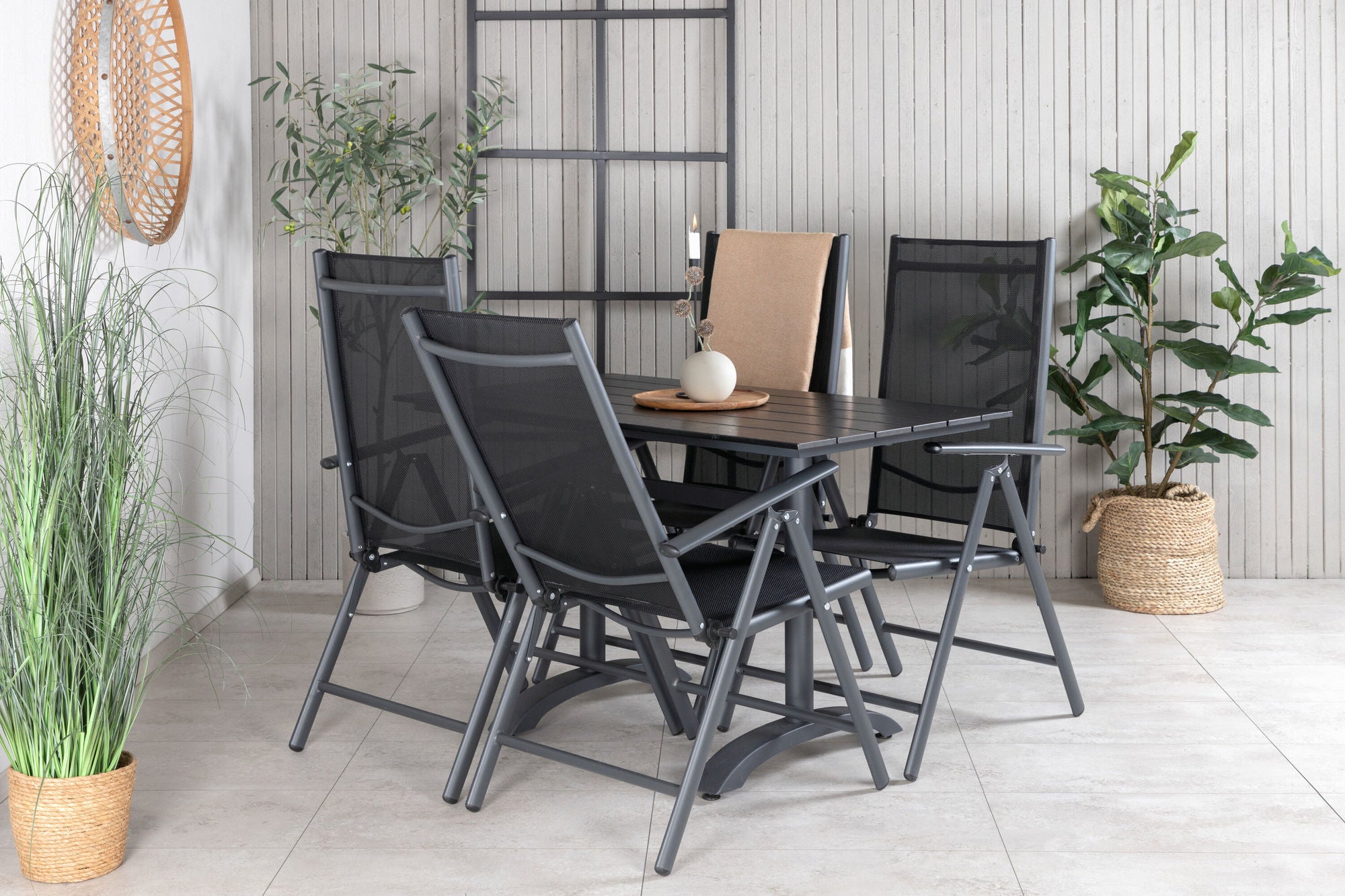 Venture Home Denver Café bord 120*70 - Black Alu / Black Aintwood+Break 5:pos stol - Black alu / Black Textilene_4