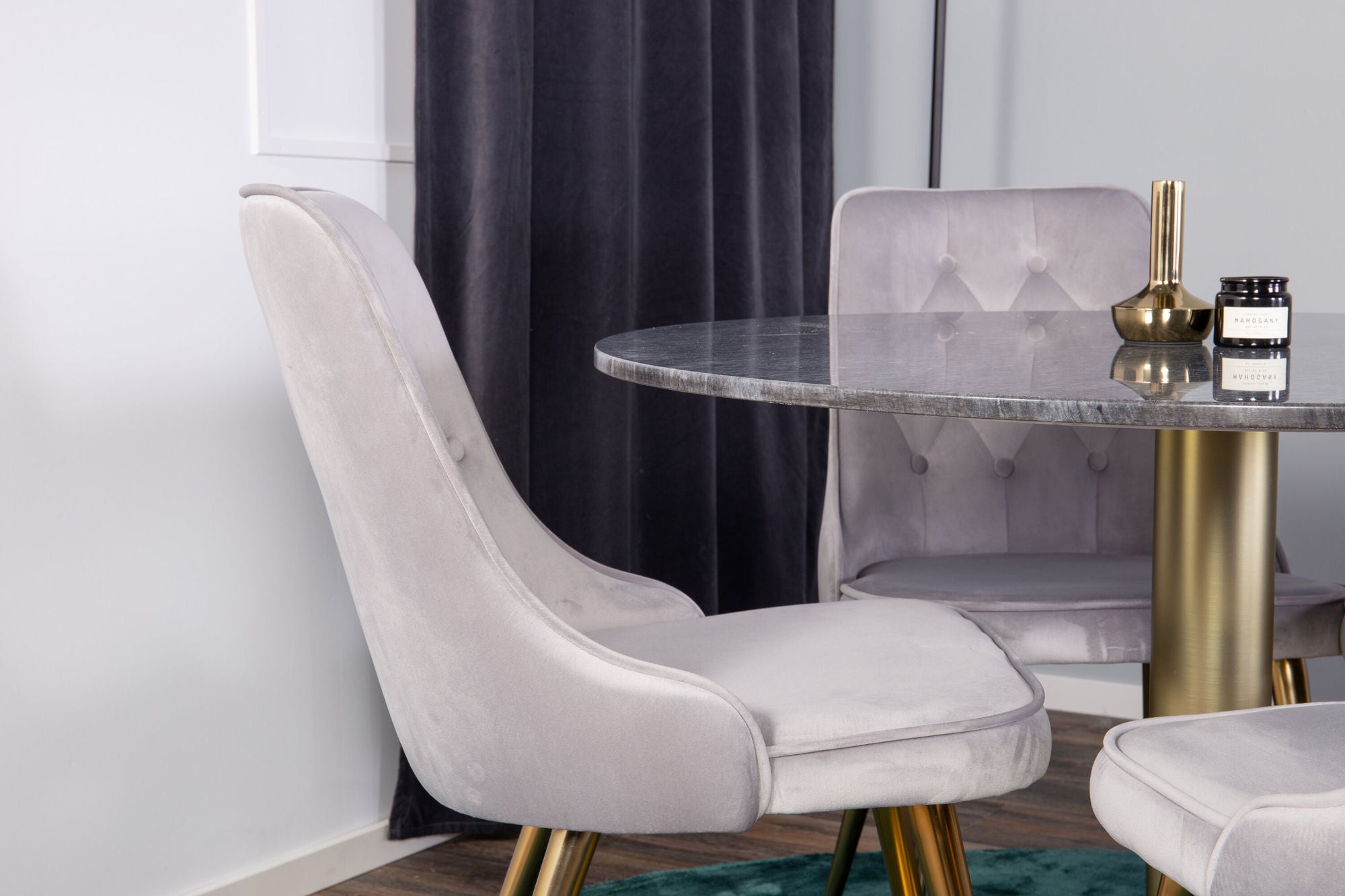 Venture Home Estelle spisebord round 106cm Grey Marble / Brass - Velvet Deluxe Spisebordsstol - Brushed brass leg / Light Grey Velvet 4