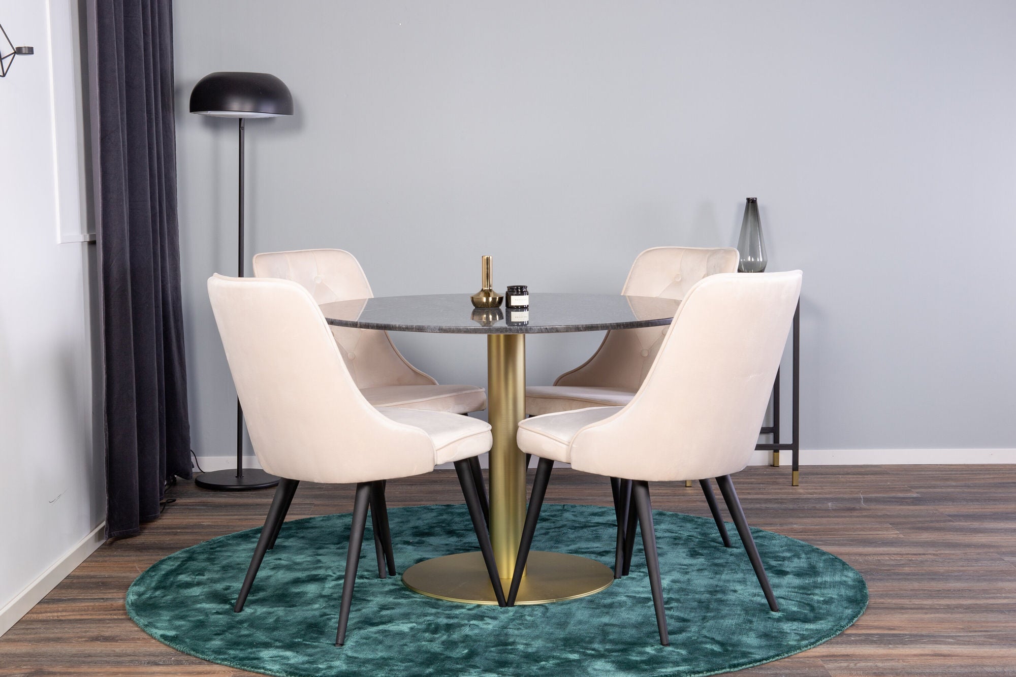 Venture Home Estelle spisebord round 106cm Grey Marble / Brass - Velvet Deluxe Spisebordsstol - Black legs / Beige velvet 4