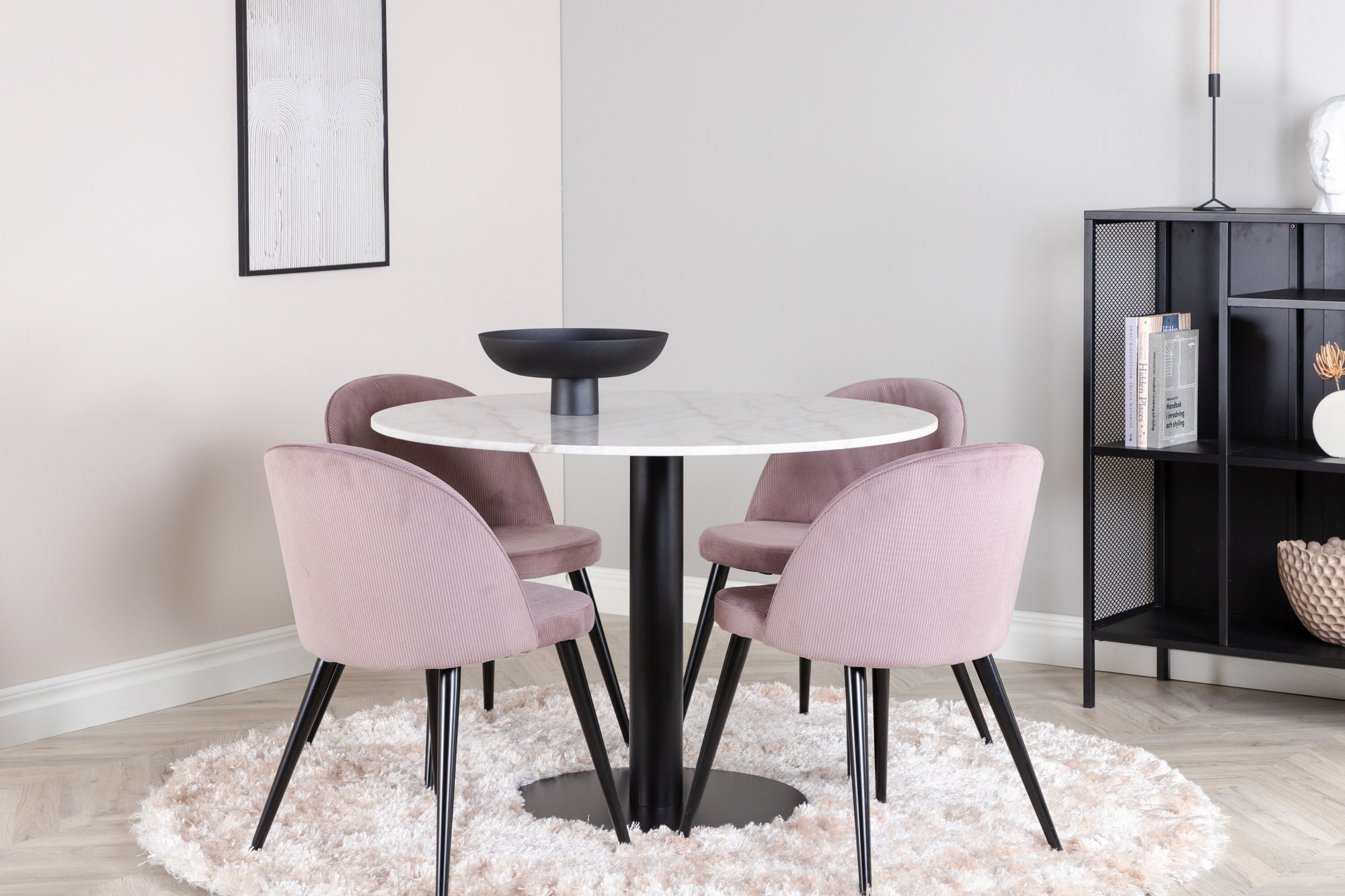 Venture Home Estelle runt Matbord - Svart / Vit marmor - ø106*H75+Velvet matstol - Manchester